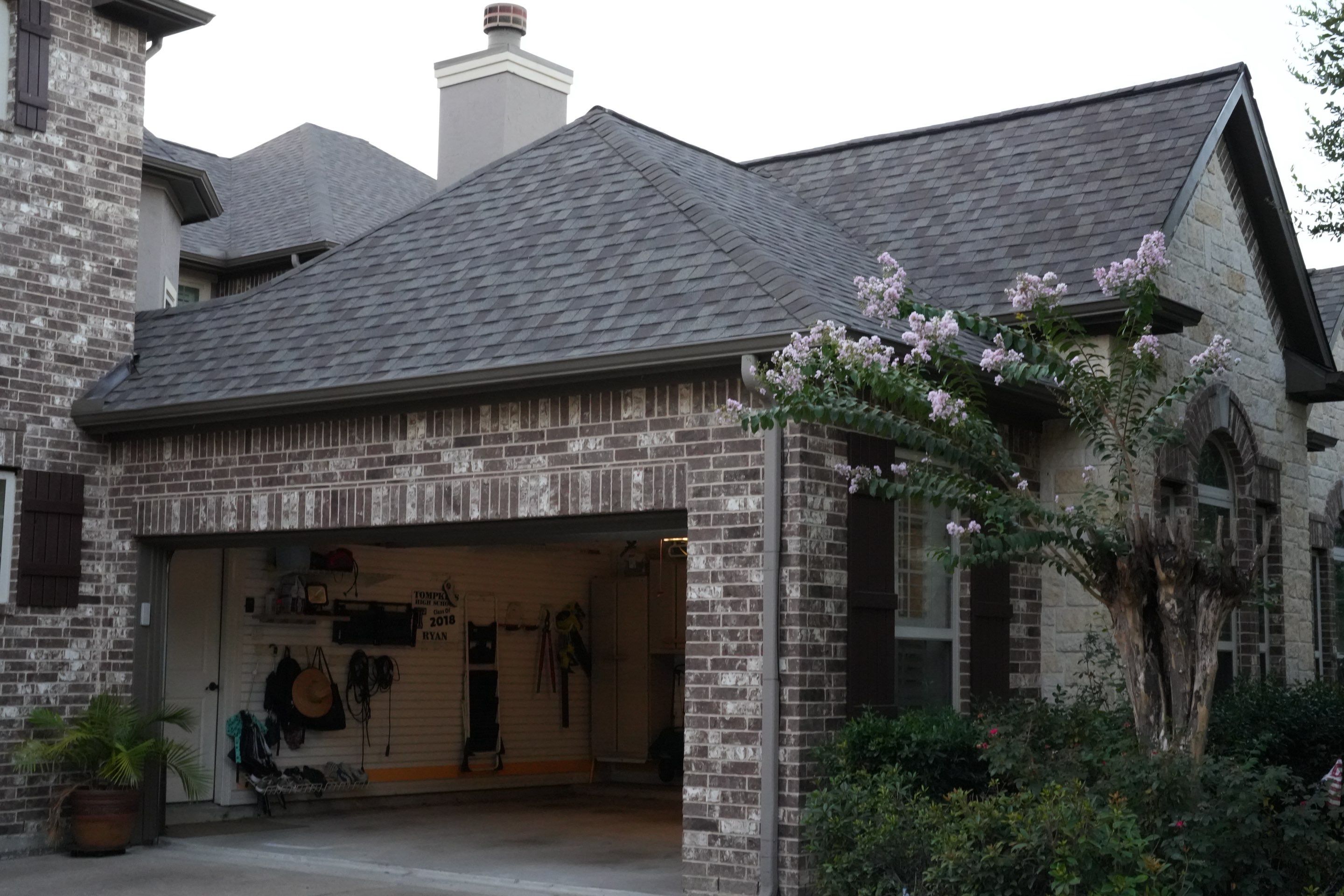Residential Roofing Installation using CertainTeed Landmark by Vlex Roofing