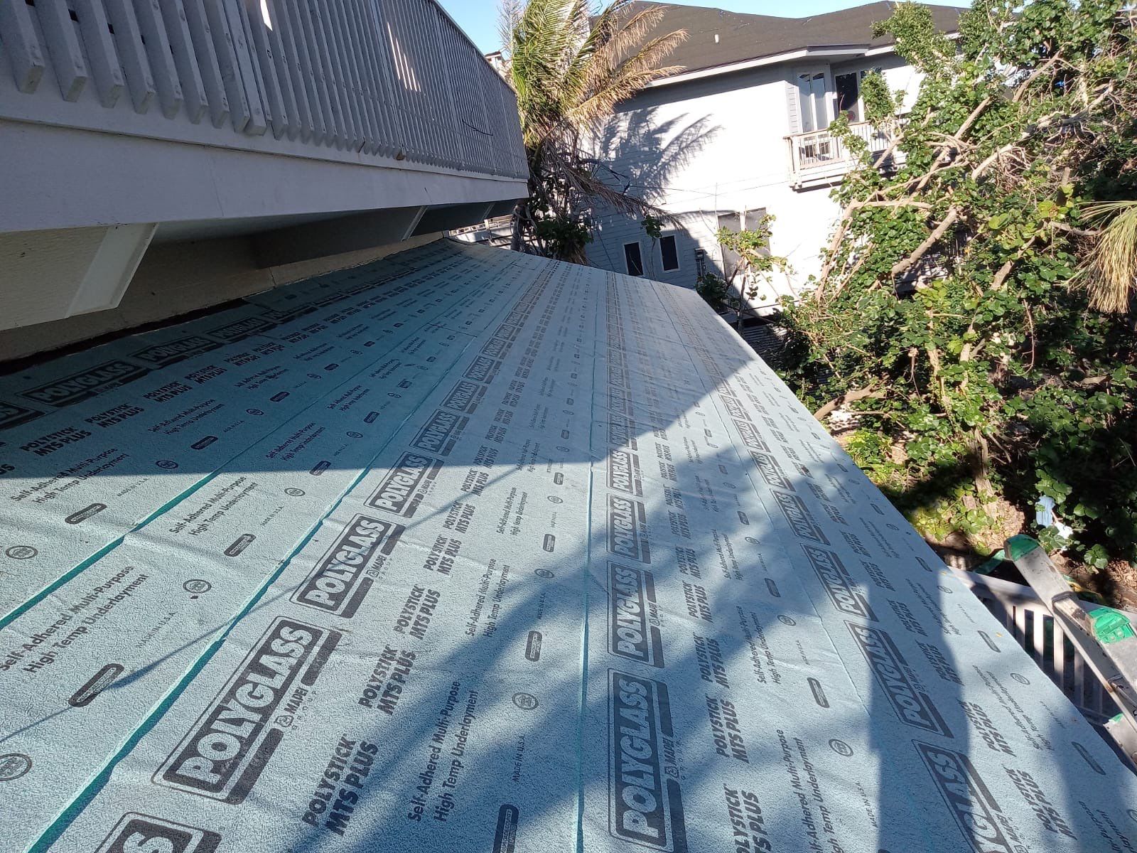 Residential Roofing Installation using Gulf Coast Metals Gulf Seam Panels by Four Peaks Roofing