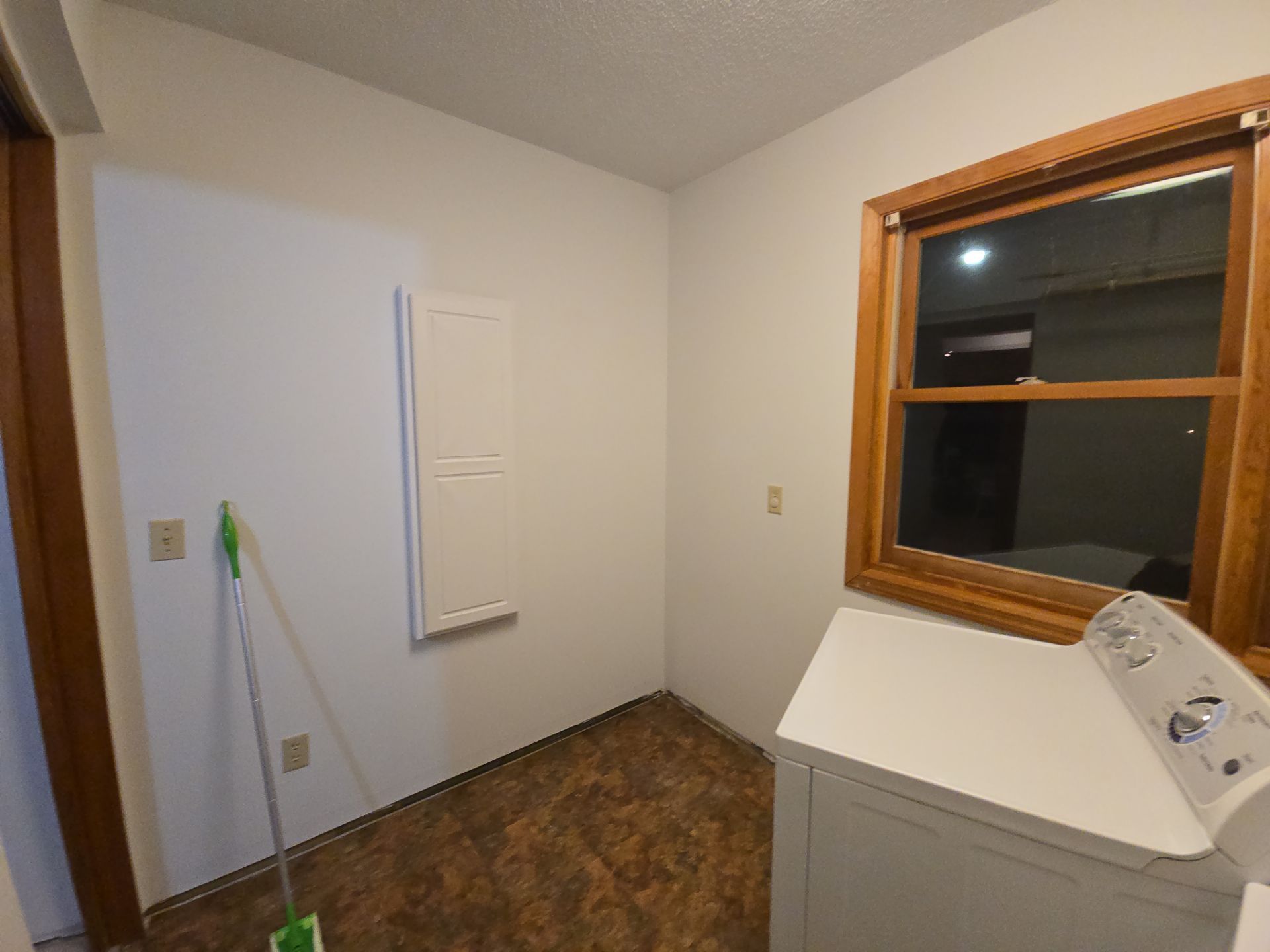 Tour the entire process of painting an interior by The Hillcrest Company 