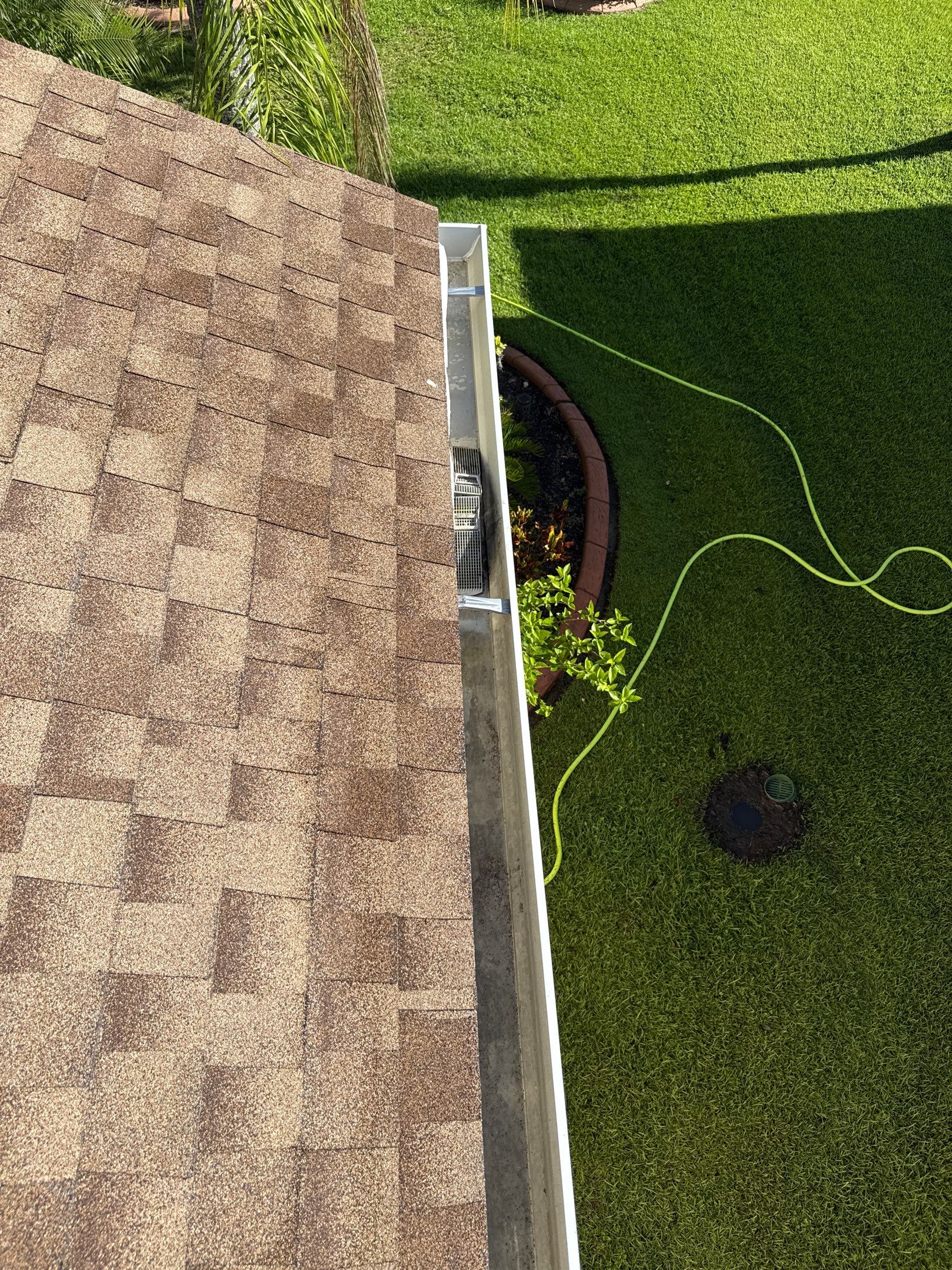 Gutter Cleaning Project – Oakley Place Community, Ellenton, FL by Sunshine AquaWash