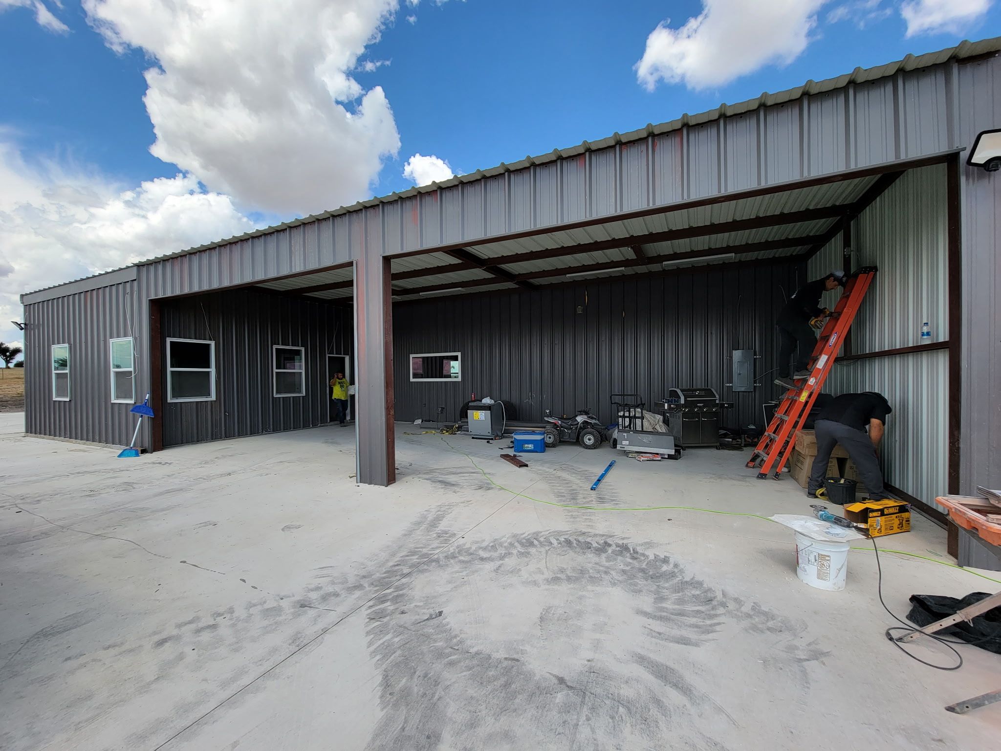 Carports, Metal Patio Covers, Barns, Shops, and more by REPS Austin Area Roofer