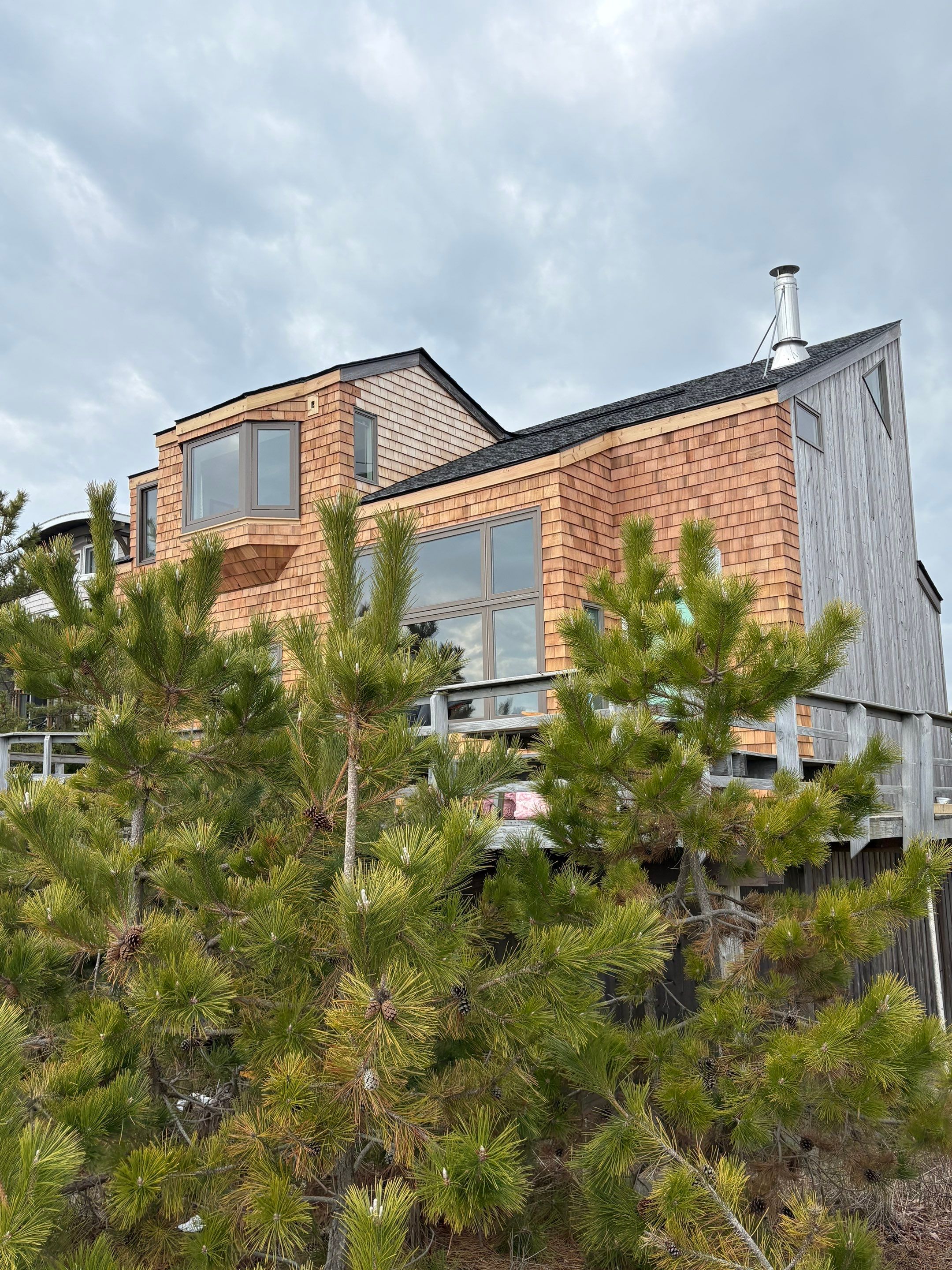 Atlantic Ave - Red Cedar Siding by Rinaldi Brothers