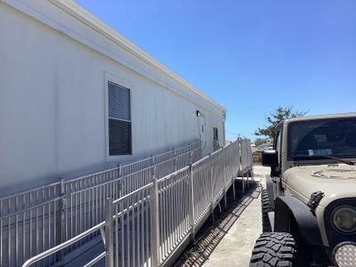 Commercial Gutters using Seamless Aluminum Gutters in Palmetto FL