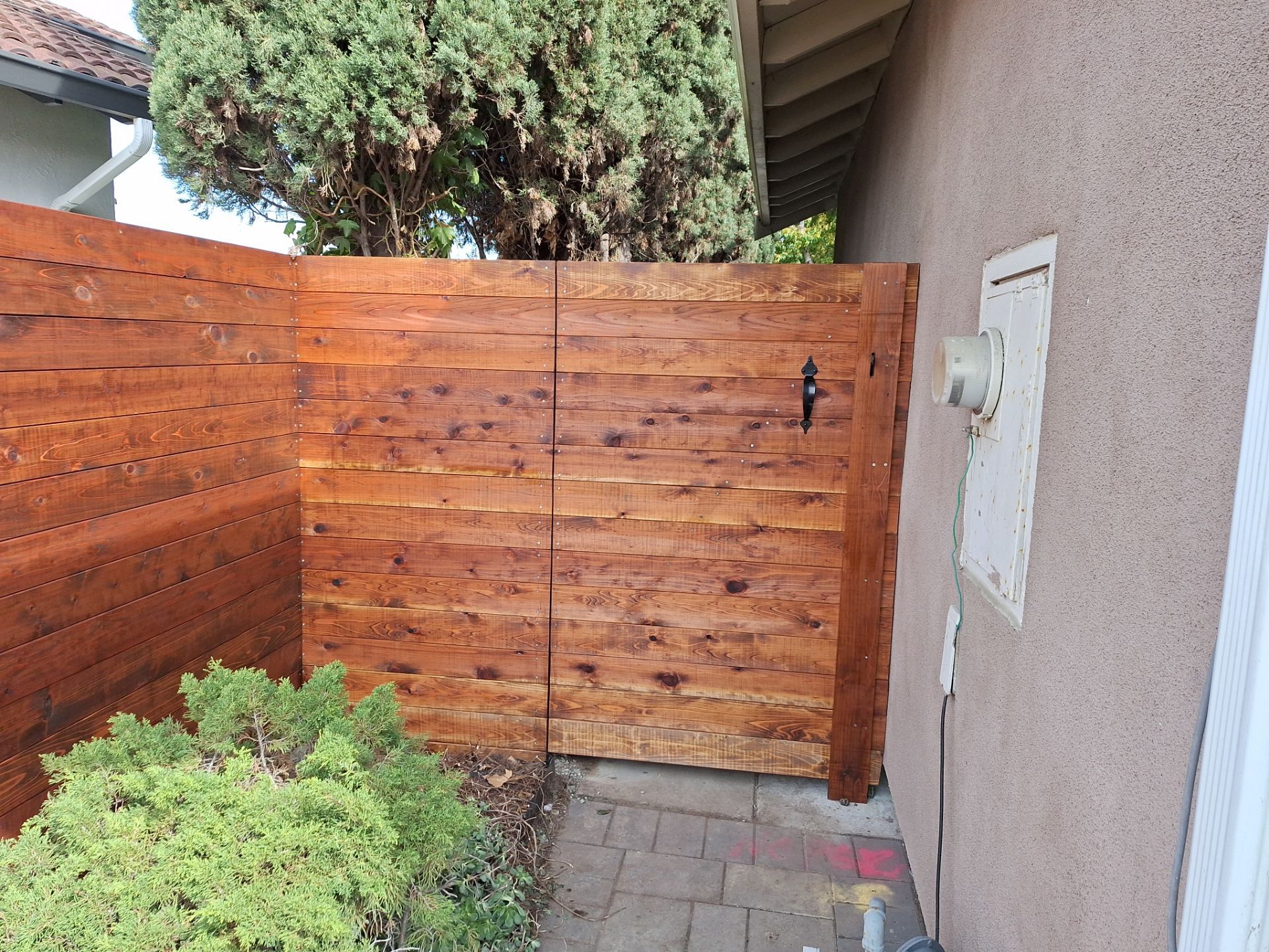Horizontal T&G by Fremont Fence Inc