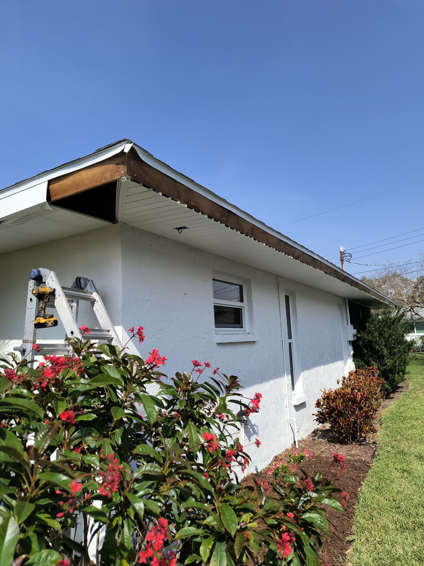 Aluminum White Soffit Installation in Sarasota FL by Gutter Professors