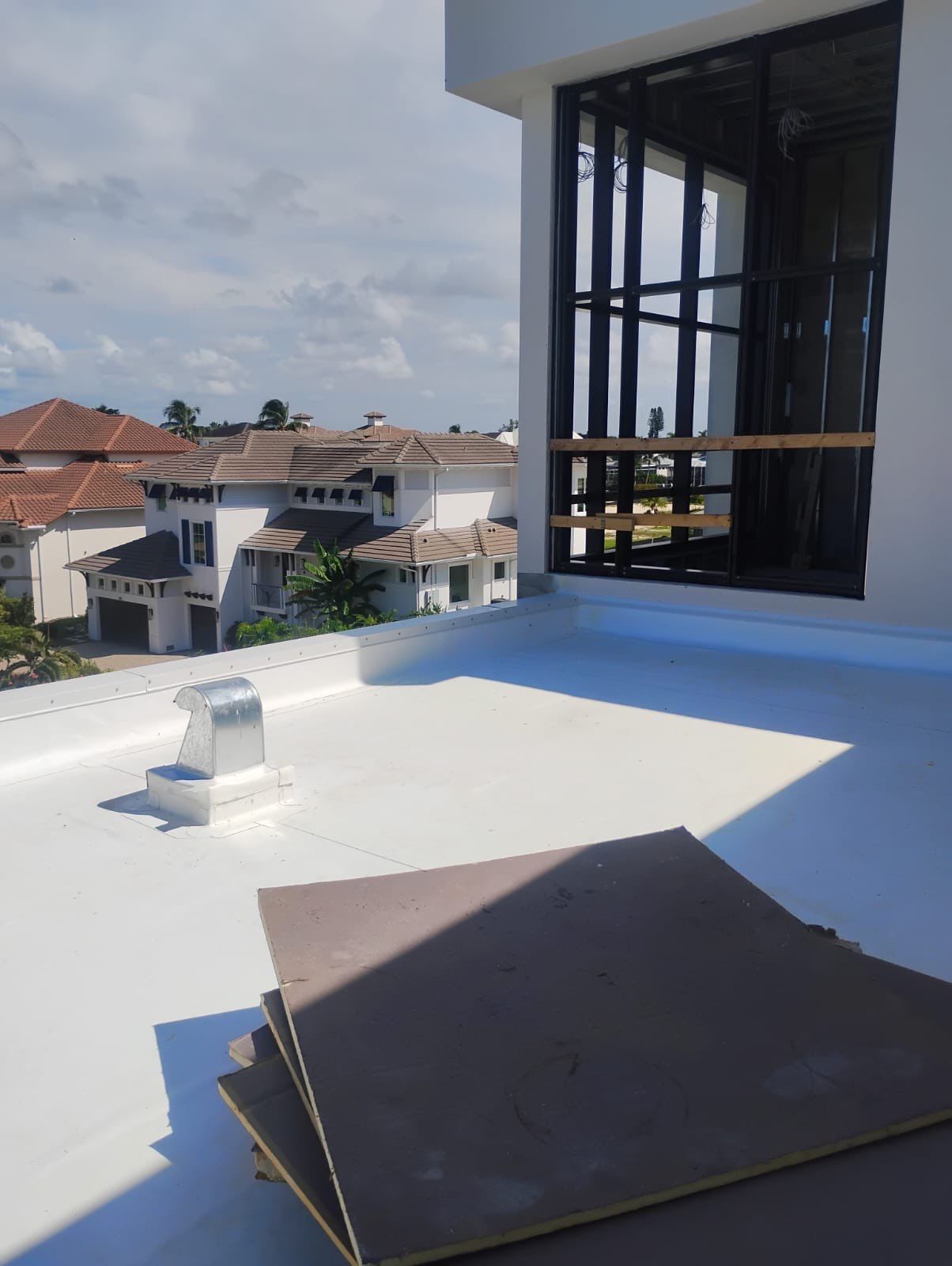 Residential Install of Flat TPO by International Roofing