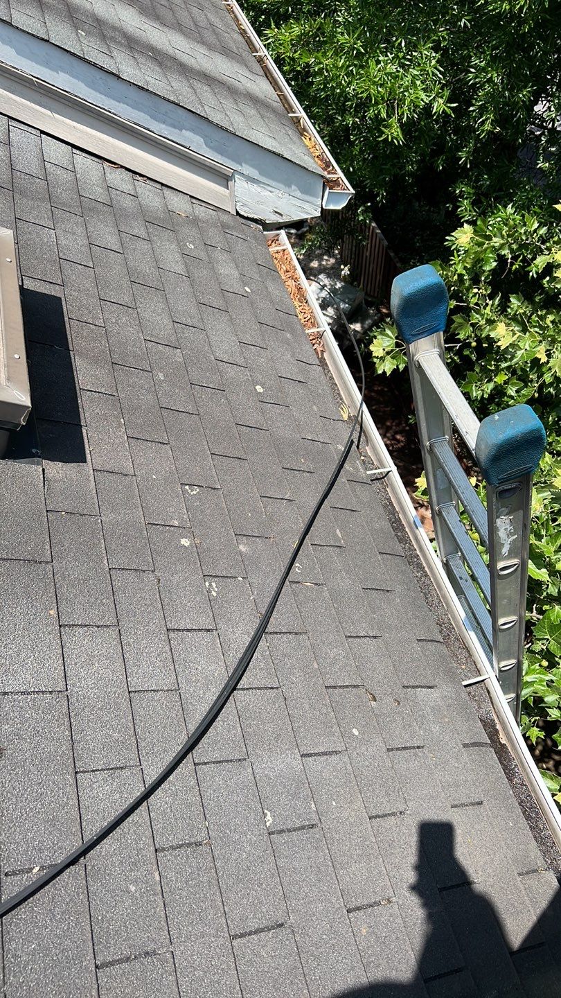 Sterling: CertainTeed Landmark Designer Shingles in Pewter by RM Banning, Inc.