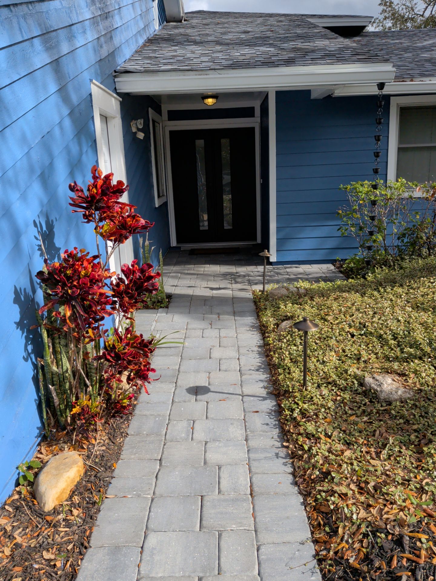 Flower Bed & Property Cleanup San Pablo area — Jacksonville Beaches, FL by Harmoni Home Services