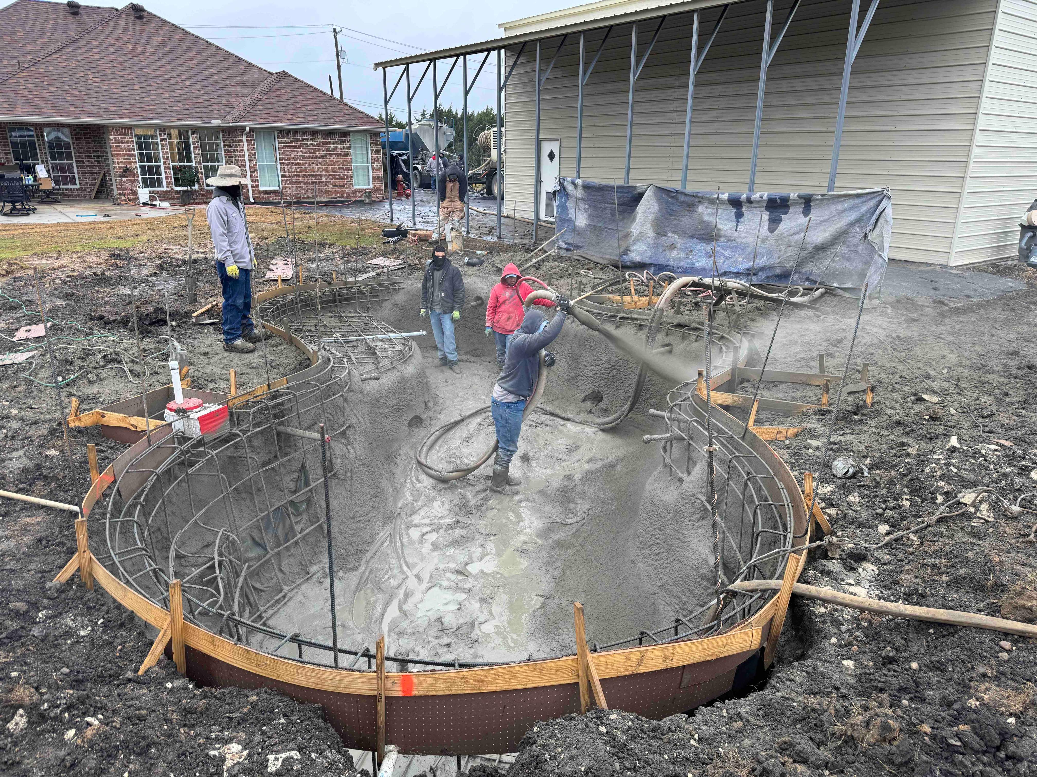 Freeform Pool on Open Acreage by Pinnacle Pools and Spas - DFW