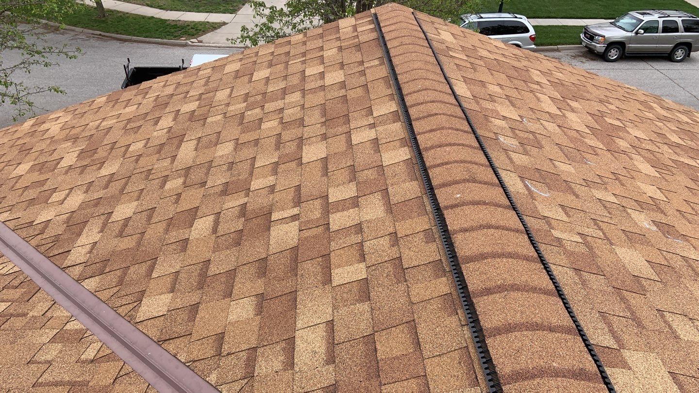 Malarkey Vista - Weathered Wood by White Castle Roofing