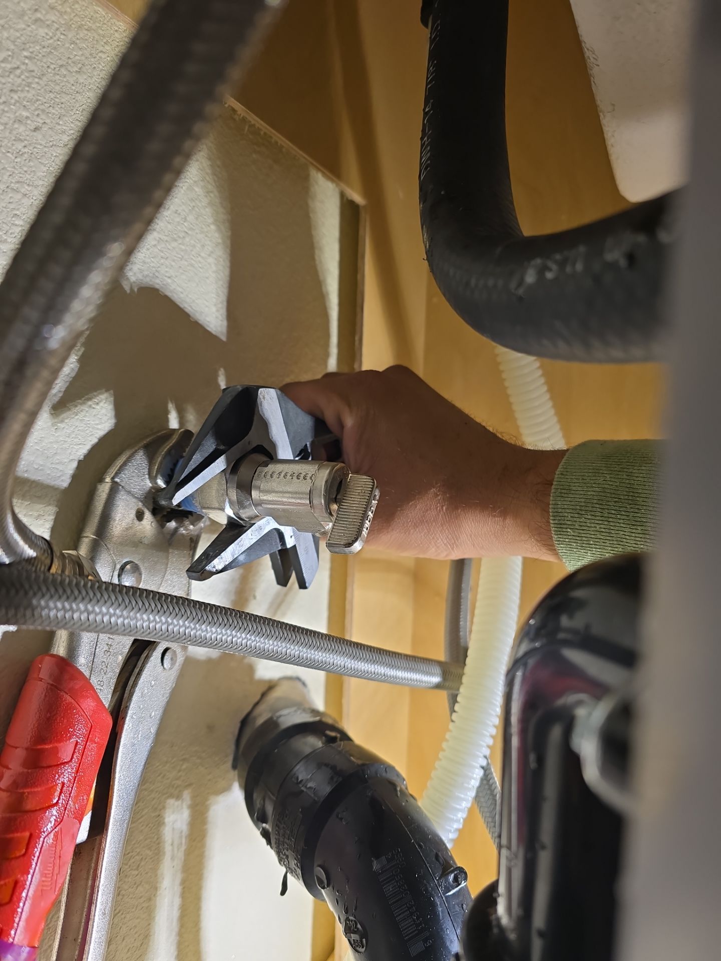 Water Leak Inspection & Repair by Us Plumbing 