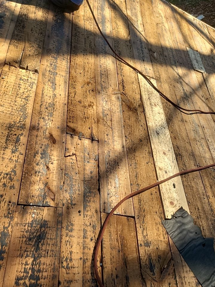 ATLAS PINNACLE COLOR: COASTAL GRANITE DRIP EDGE: BLACK by Eagle Eye Roofing