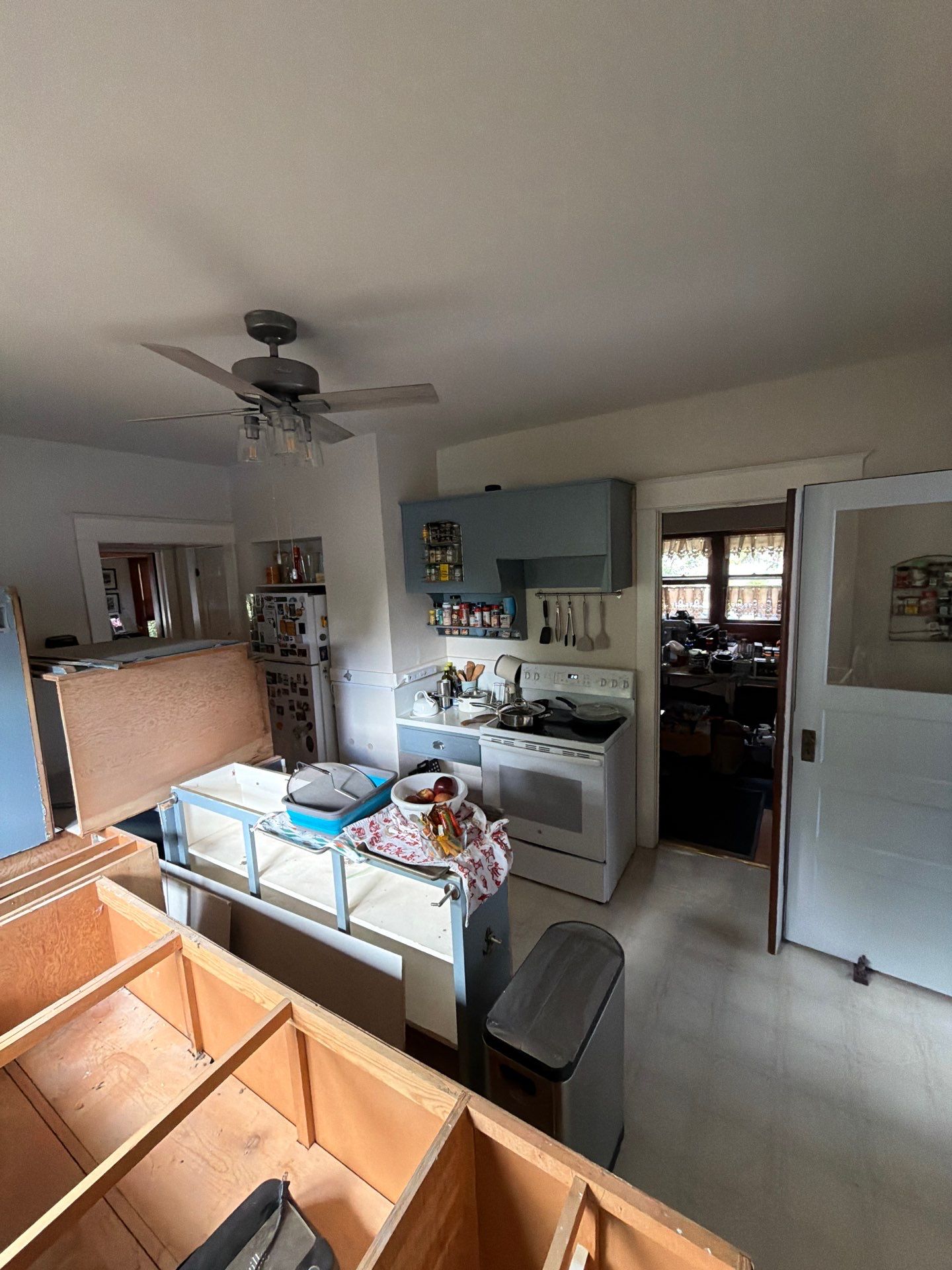Kitchen Remodel by Handyman State LLC