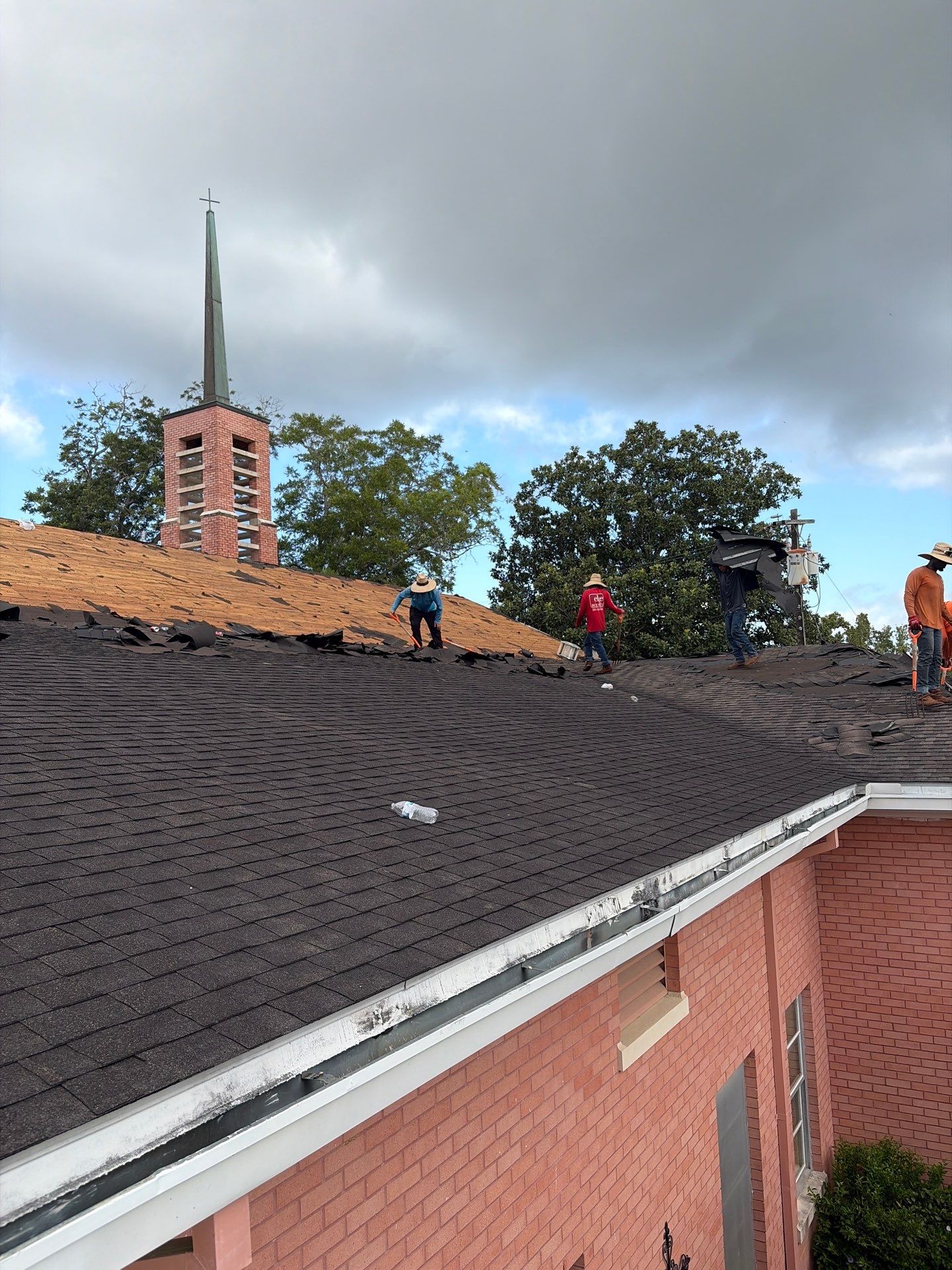 Roof Replacement in Sweeny TX by Roof Repair Company
