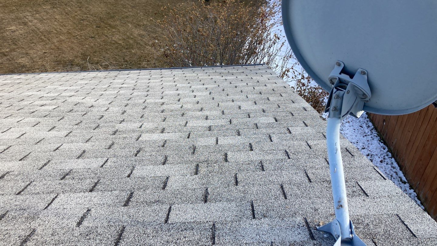 Single Story roofing replacement Meridian in using Owens Corning Oakridge shingles in Estate Grey by ID Roofing LLC