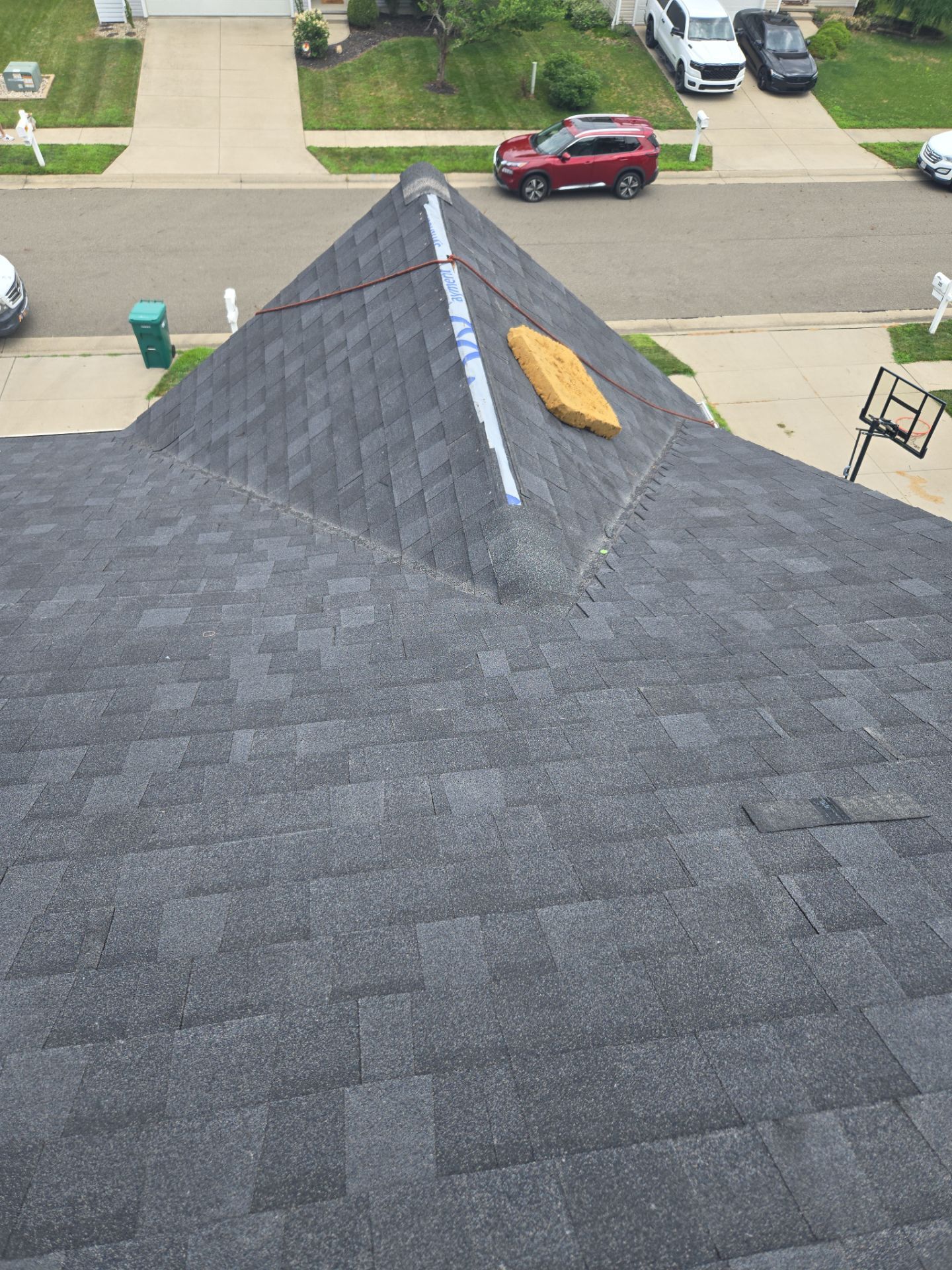 Atlas Pinnacle, Color, Black Shadow, Drip Edge, Color, White by Eagle Eye Roofing