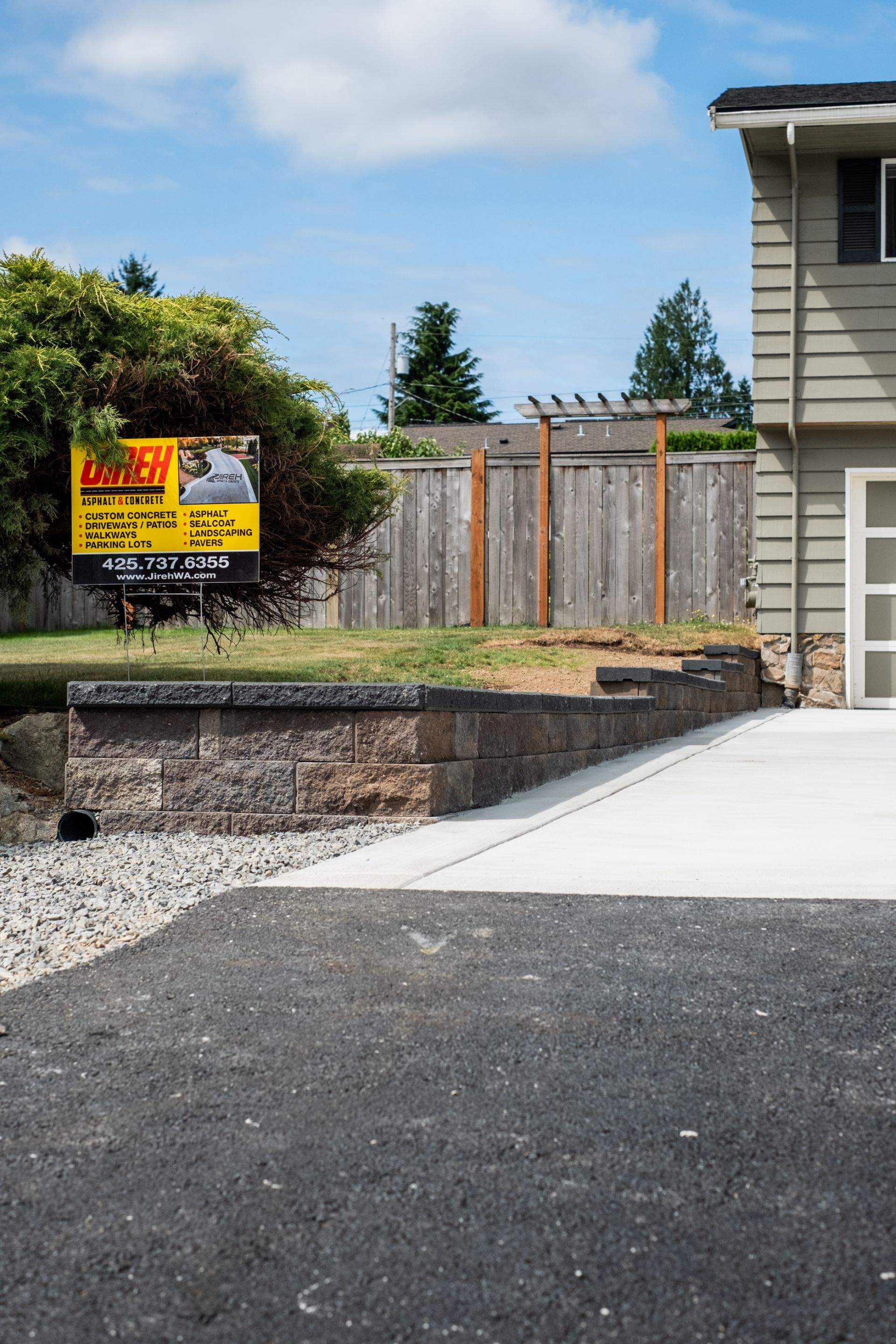 Justin | Retaining Wall, Landscape Project  by Jireh Asphalt & Concrete Inc 