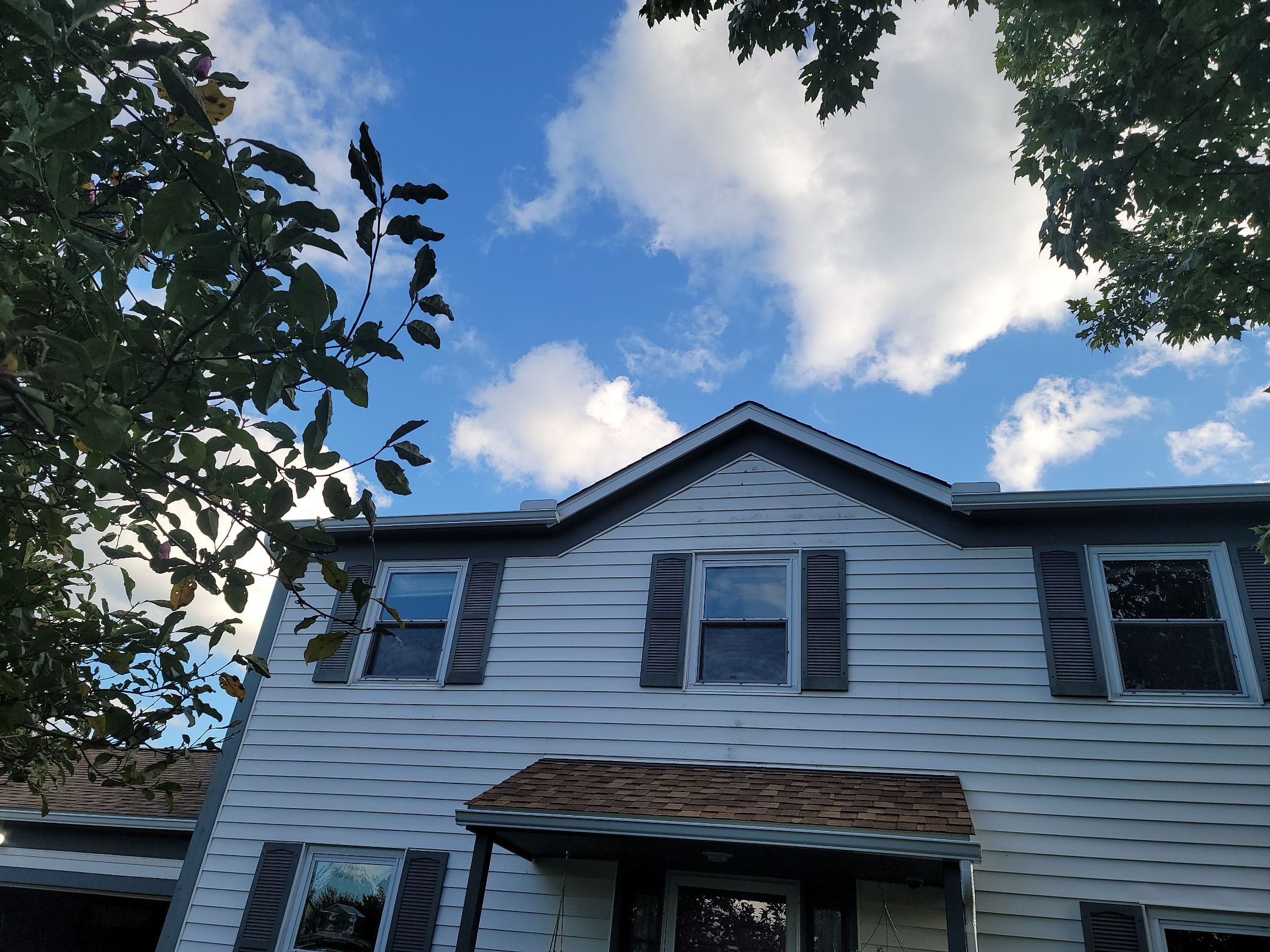 Atlas Pinnacle, Color: Weathered Wood, Drip Edge, Color: Royal Brown by Eagle Eye Roofing