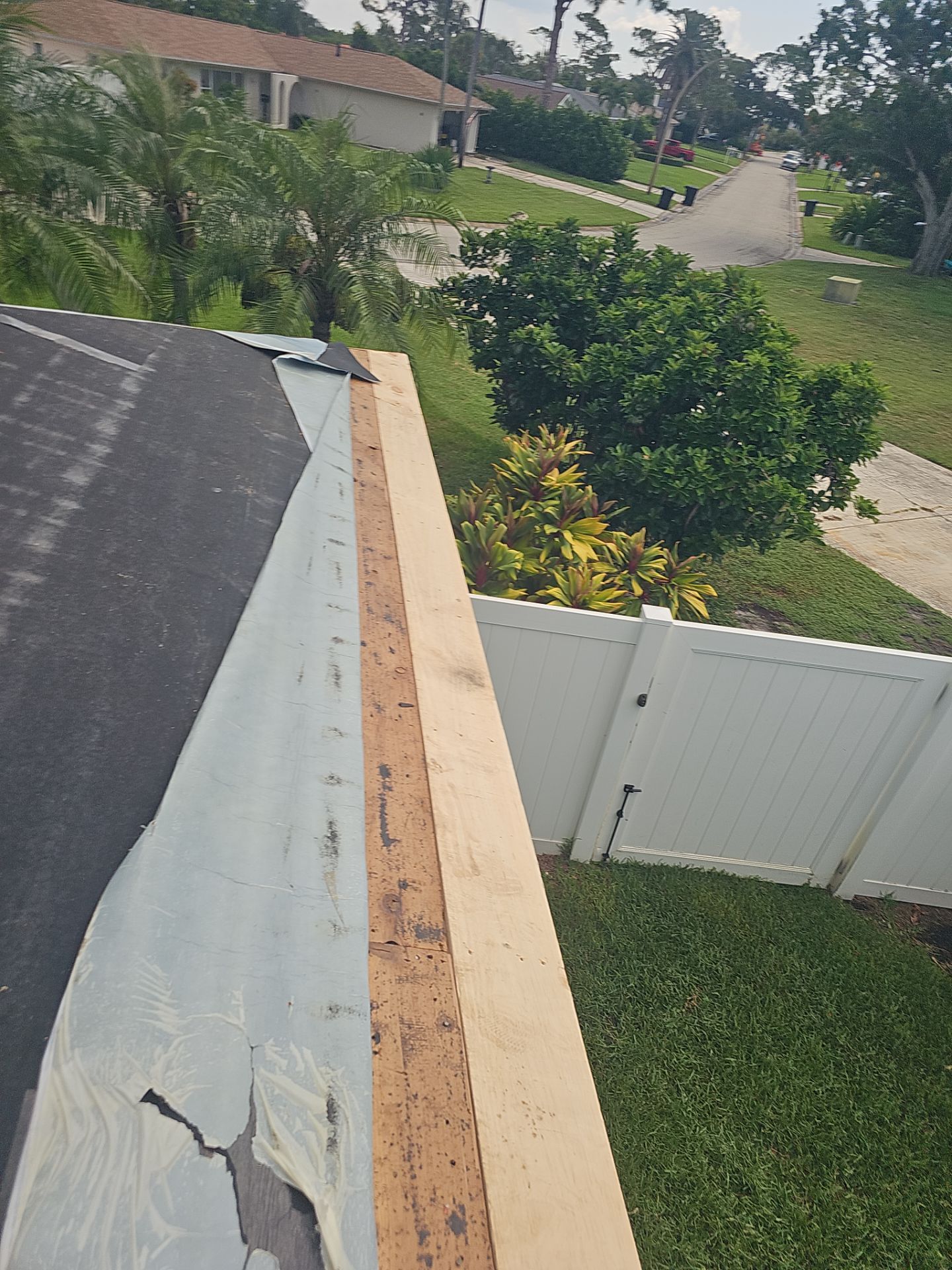 Project in St. Petersburg 33702 by Mitchell Roofing Company LLC 
