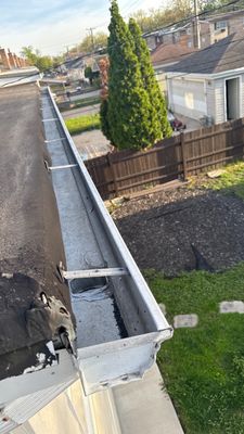 Gutter Protection for Chicago Homes