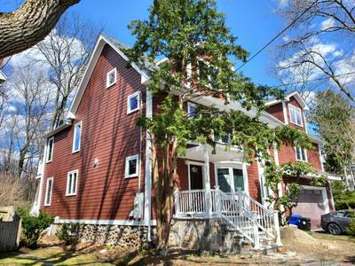 Siding Installation using James Hardie