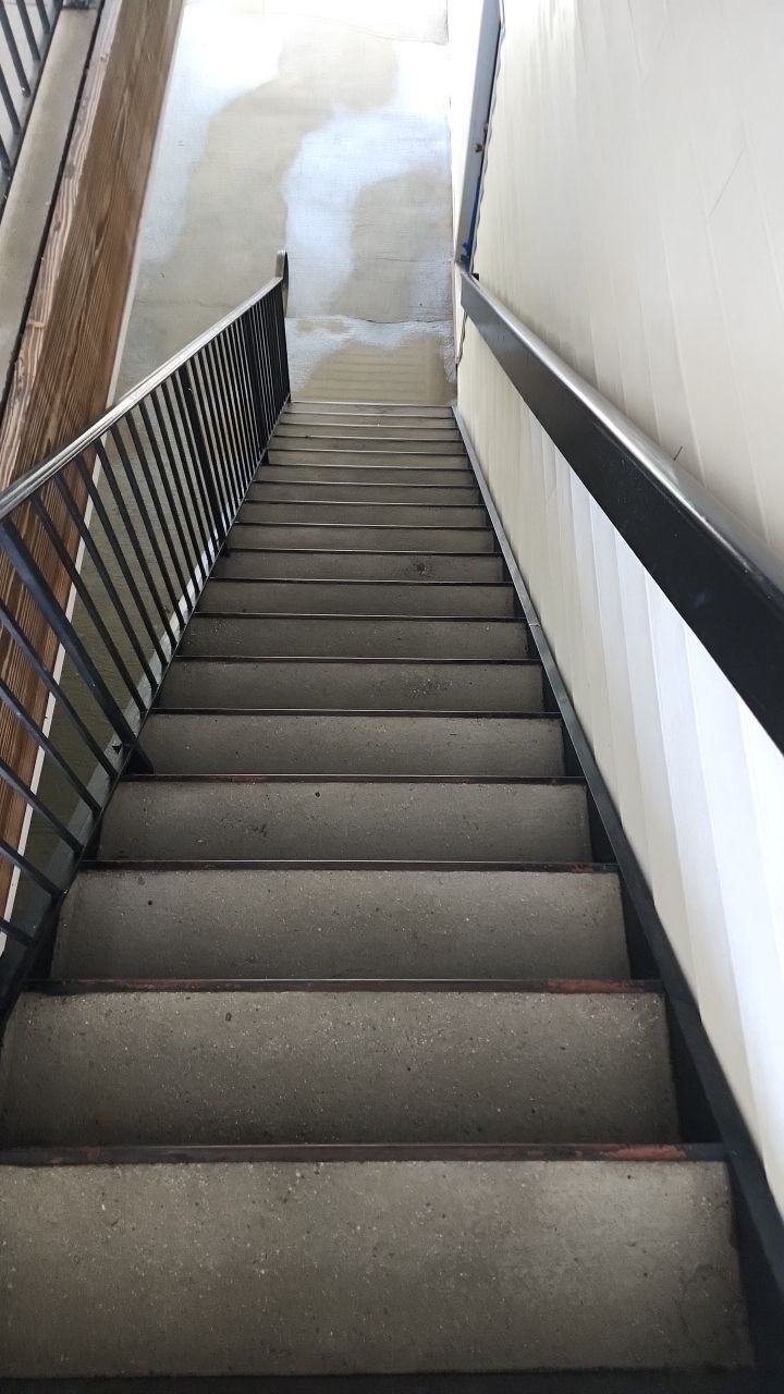 Appartment cleaning by Power Wash Masters LLC