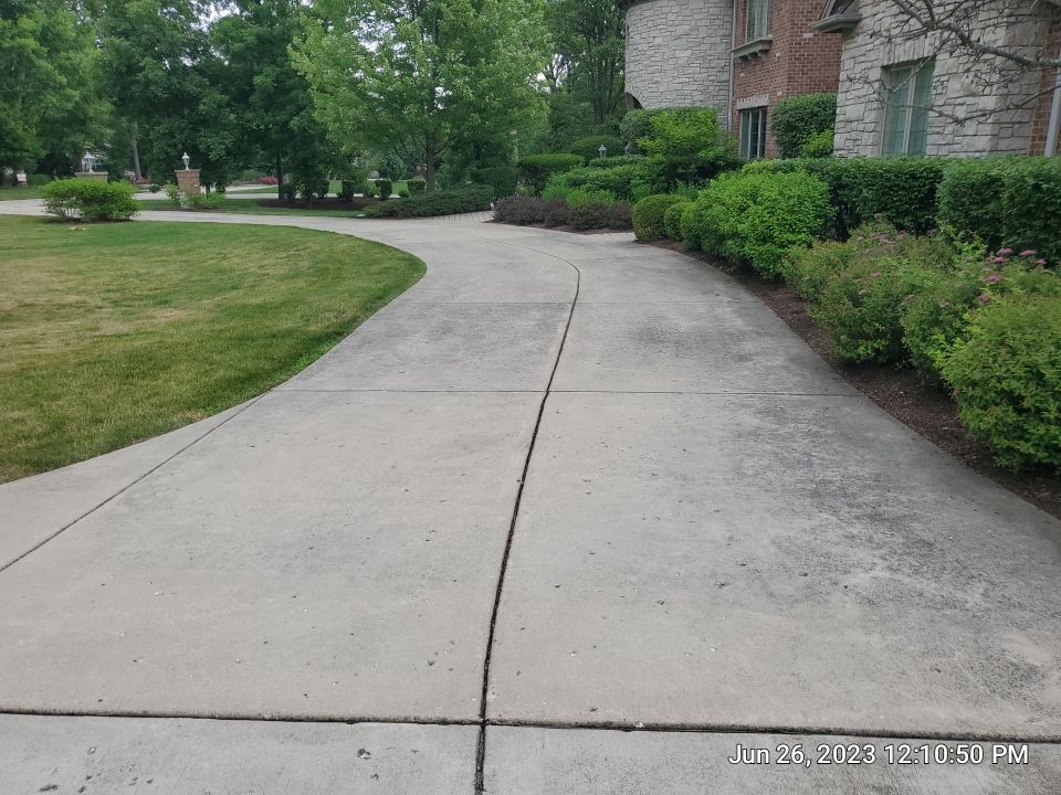 Brick paver clean, sand and seal.  using Surebond SB-1300 by Northern Power Washing LLC.