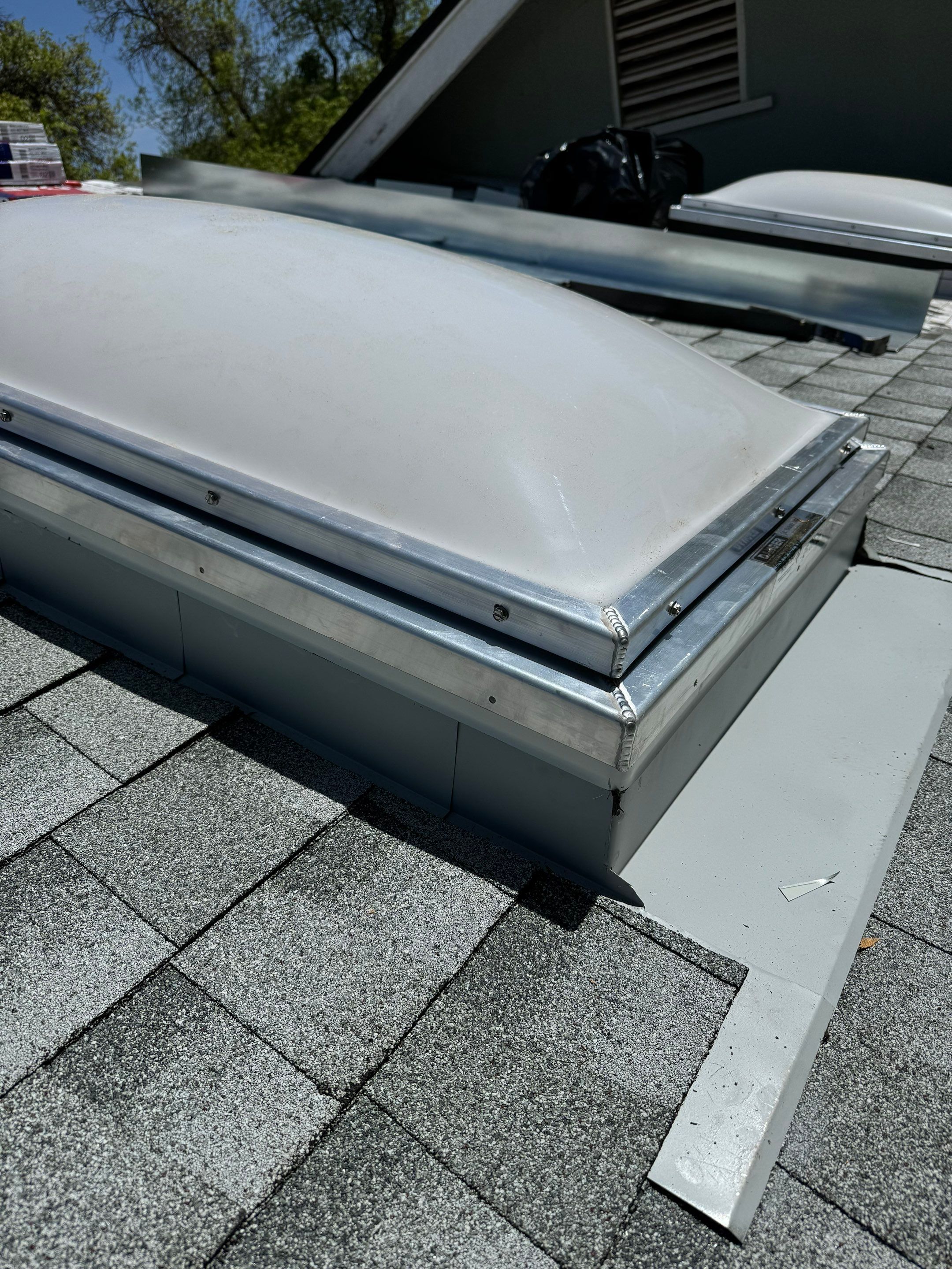 GAF Timberline HDZ-RS shingle project by Straight Edge Roofing Inc