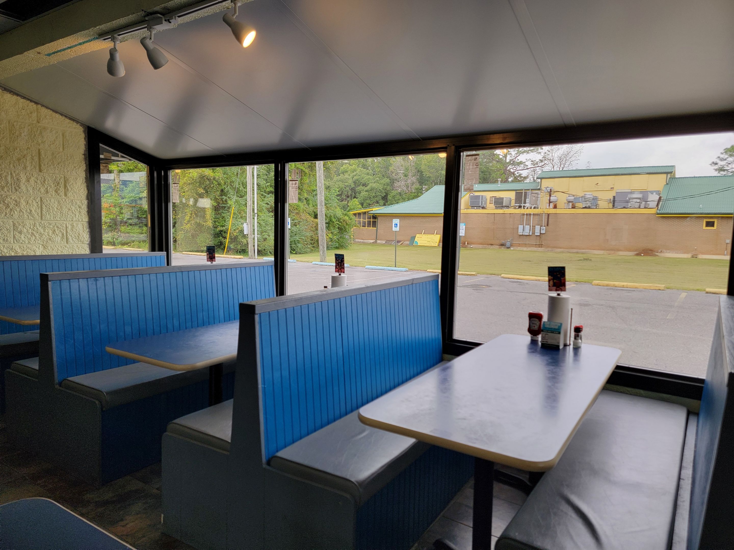 Commercial Restaurant Glass Room by Titan Sunrooms