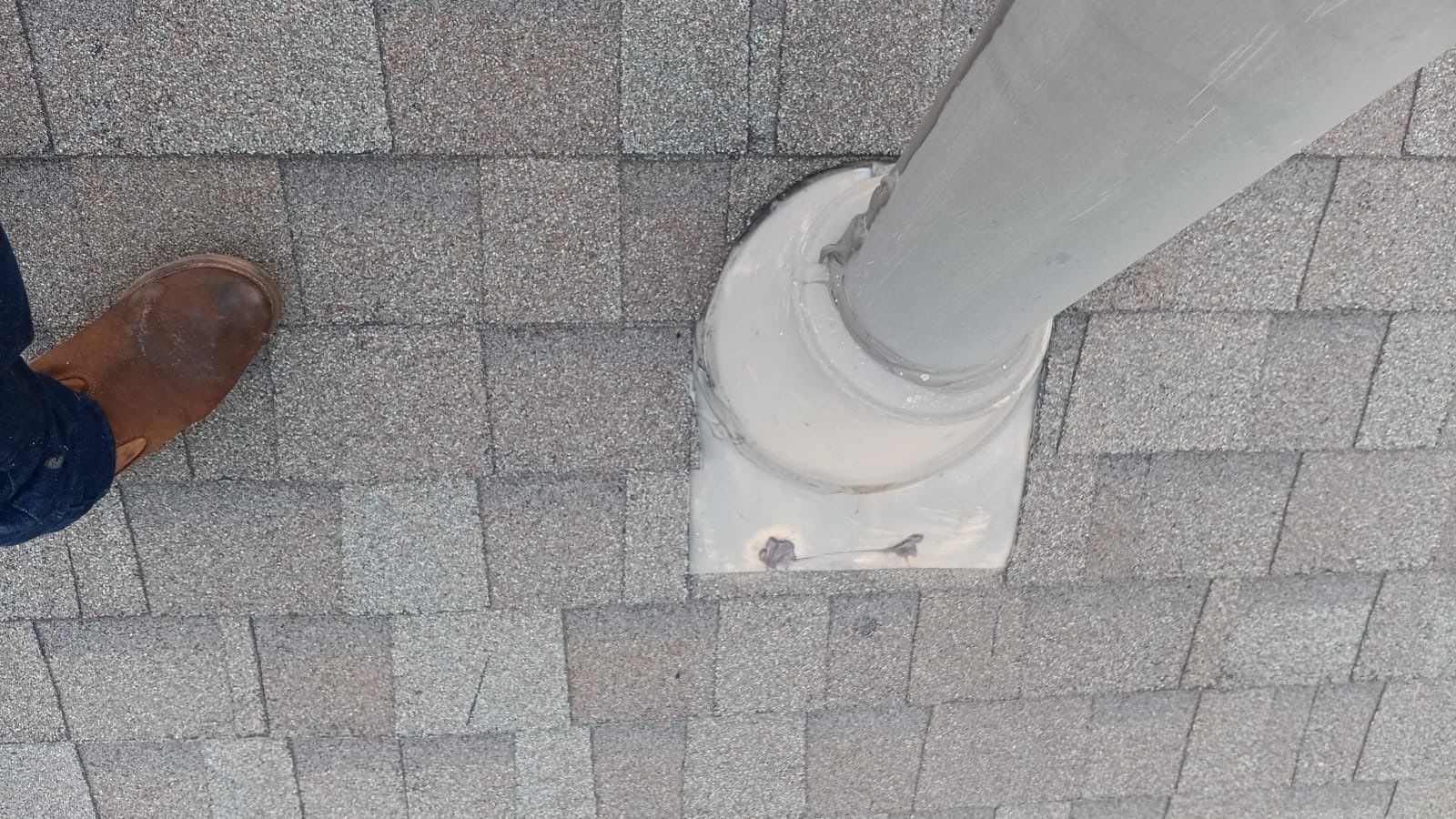 Hail Damage using Owen's Corning Duration (Lifetime) Shingles by Roof Repair Company