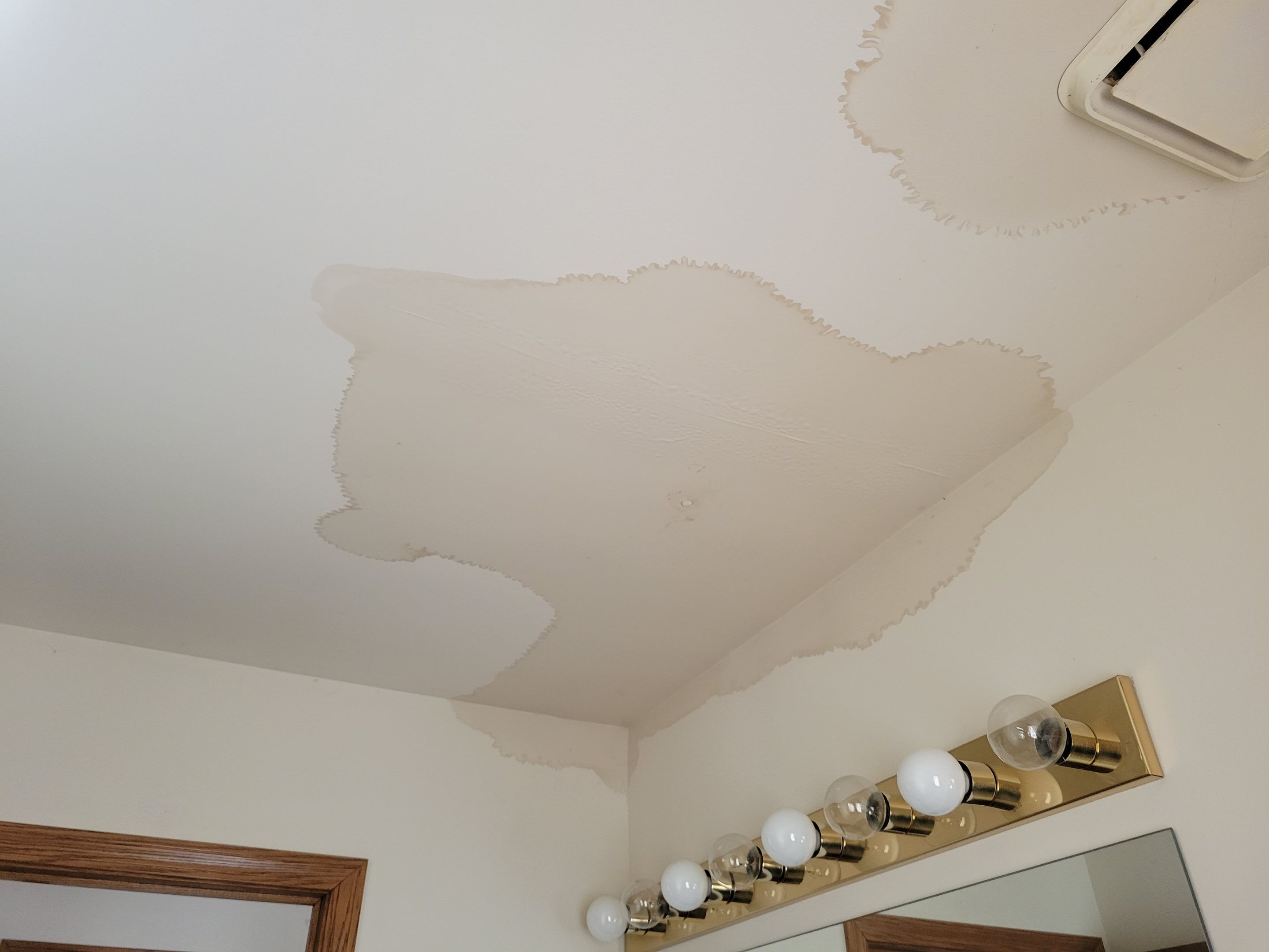 Water Pipe Leak by Chicagoland Water Medics
