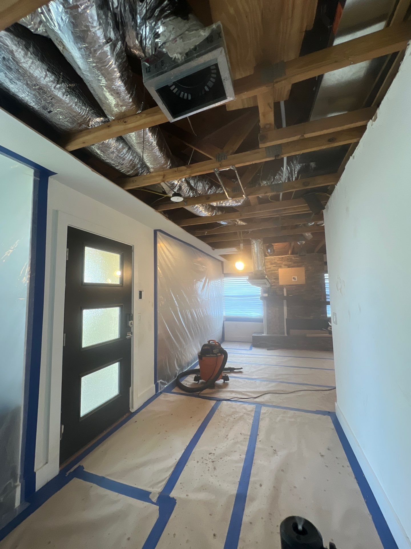 Windstorm Damage & Multi-Room Water Mitigation in St. Petersburg by Right On Time Restoration