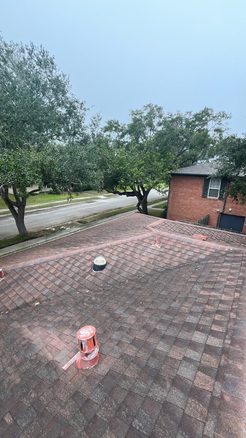 Residential Roofing Installation using Certainteed Landmark Moire Black by Galvan Roofing and Construction