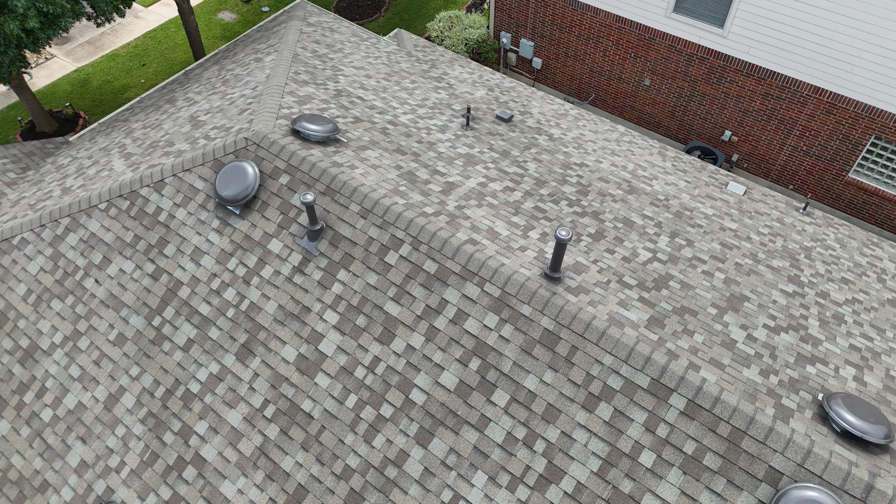 Driftwood - Owens Corning TruDefinition Duration by RoofsOnly.com