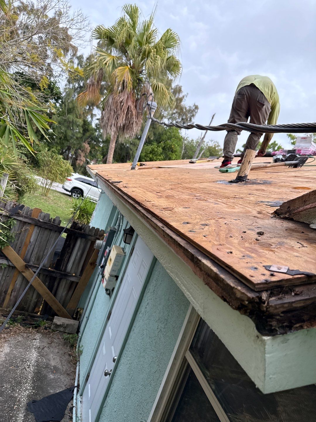 Project in Largo 33773 by Mitchell Roofing Company LLC 