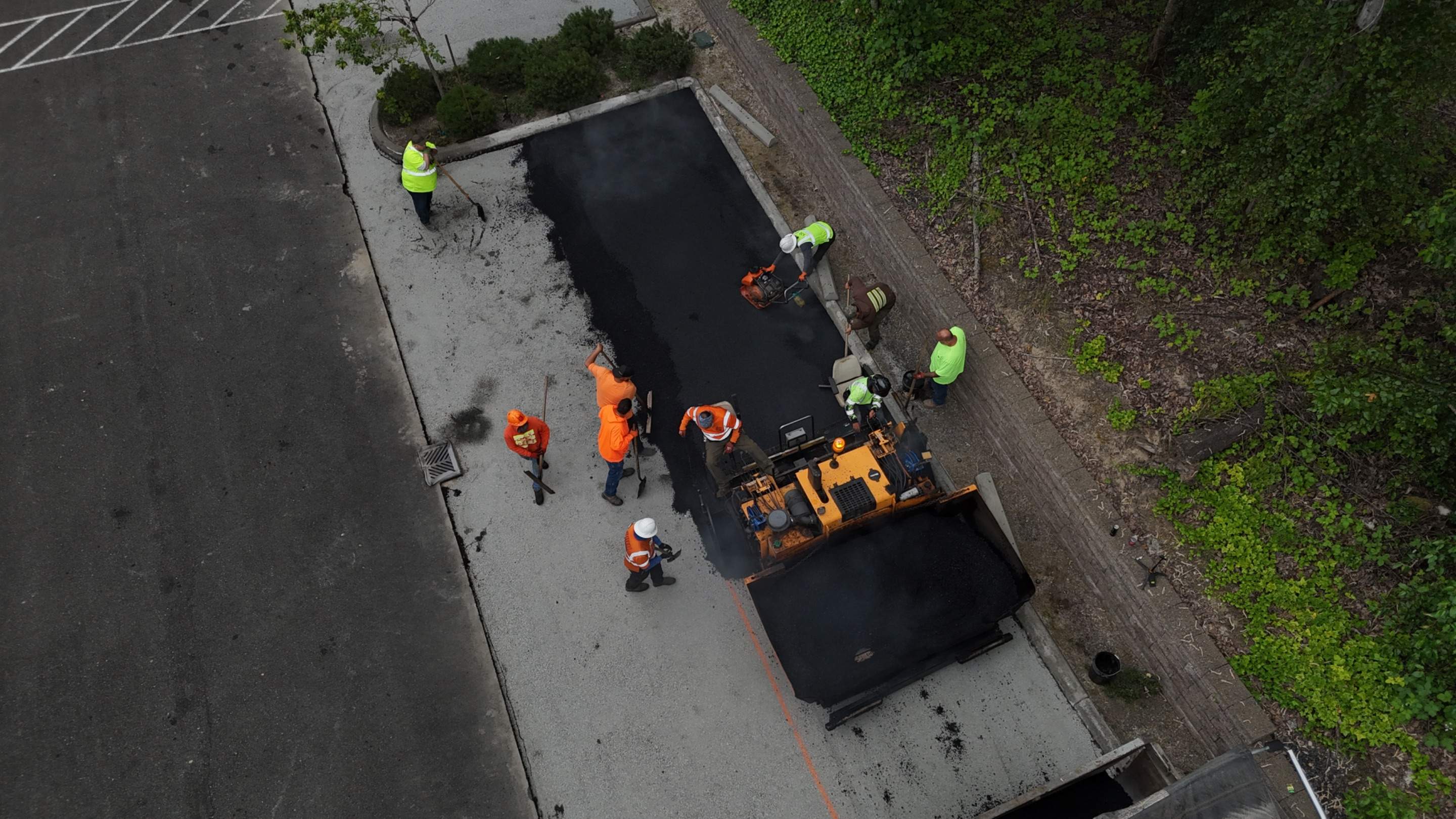 Asphalt Patch Repair & Concrete Curb Renovation | Kirkland  by Jireh Asphalt & Concrete Inc 