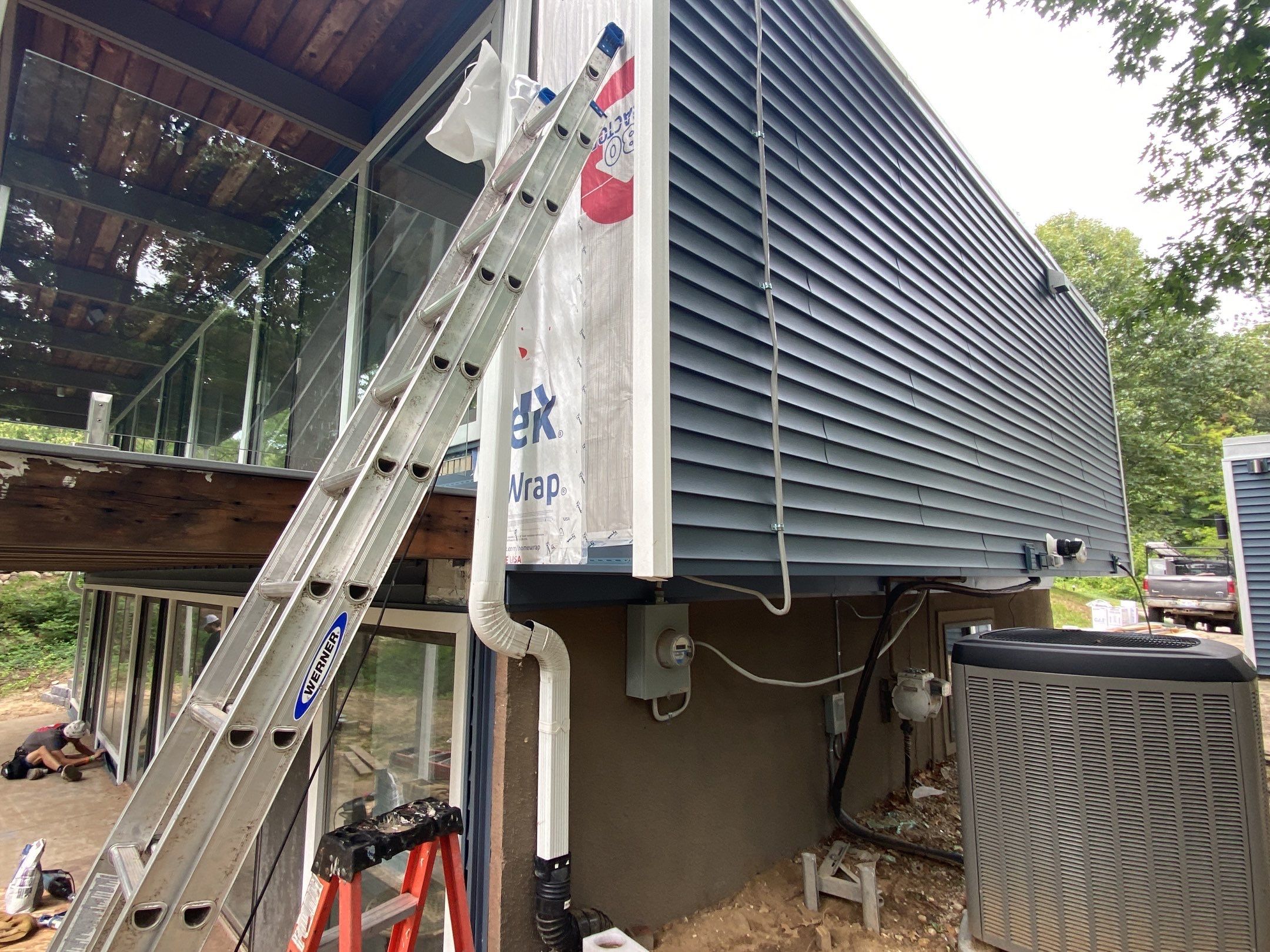 Siding Replacement using CertainTeed Restoration Classis D4 by 180 Contractors