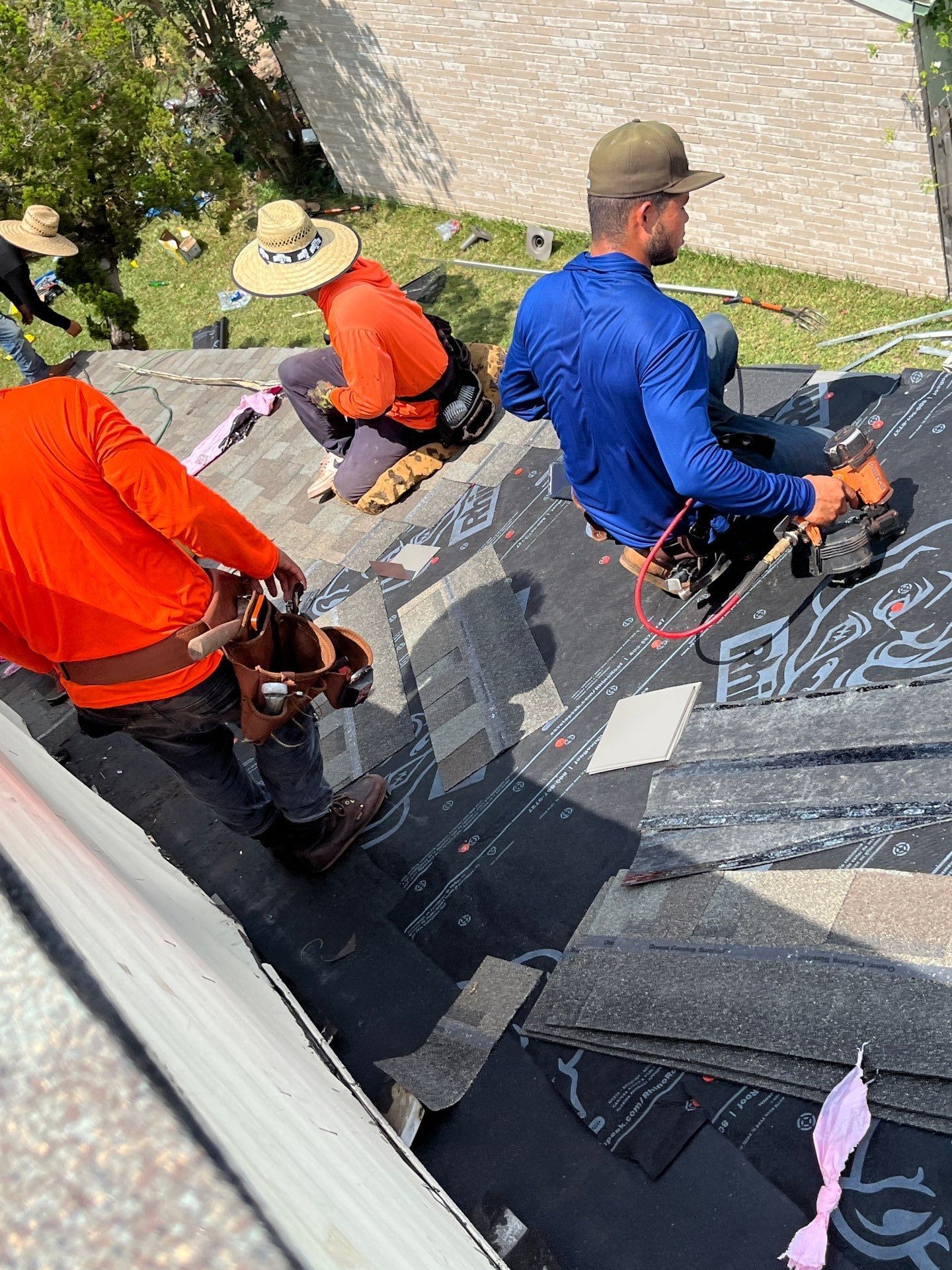 Residential Roofing Installation using Owen's Corning Duration (Lifetime) Shingles by Roof Repair Company