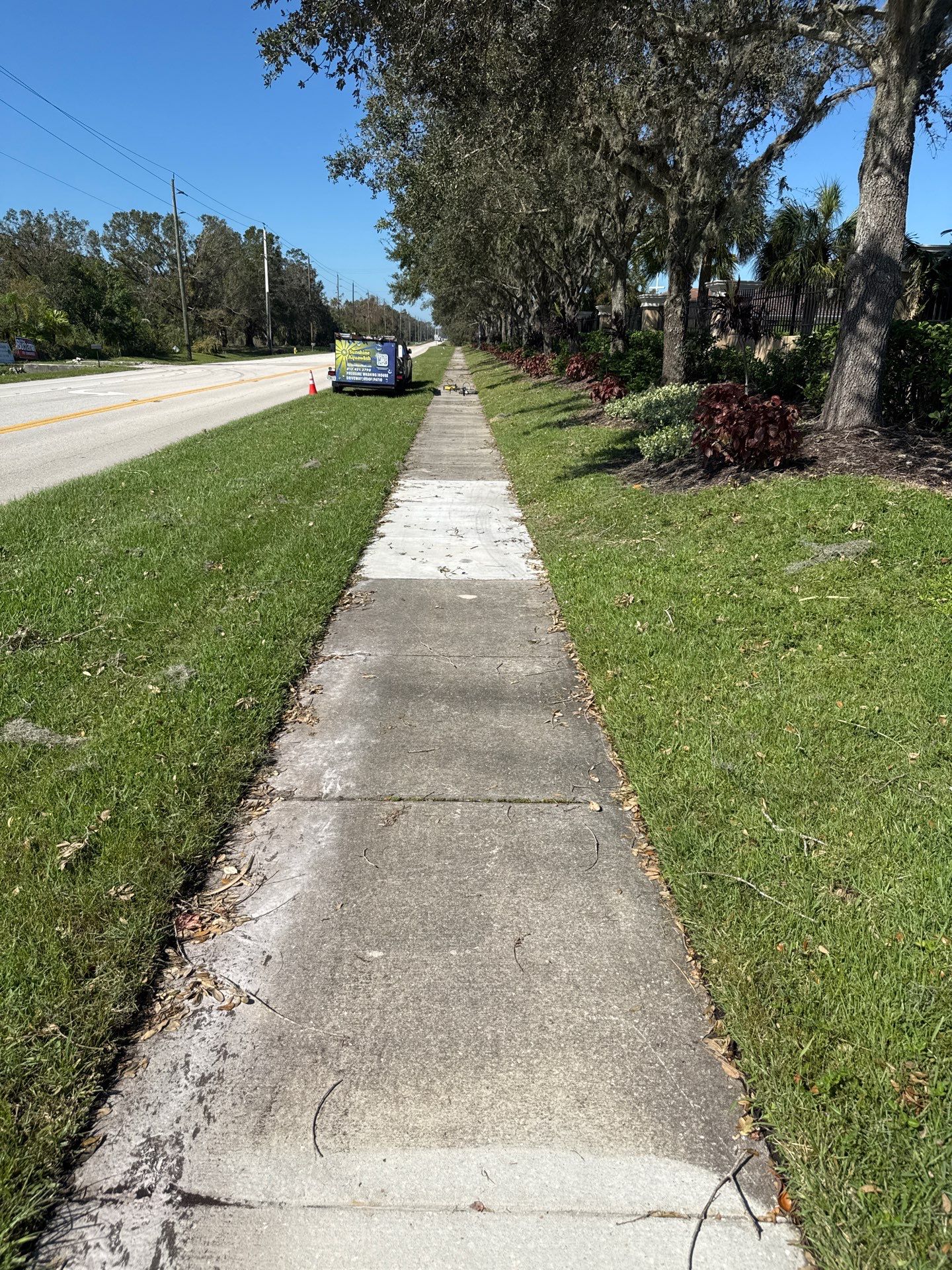 HOA Community Cleaning in Winding River, Bradenton, FL by Sunshine AquaWash