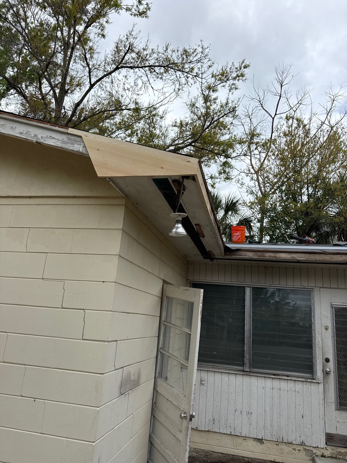 Project in Gulfport 33707 by Mitchell Roofing Company LLC