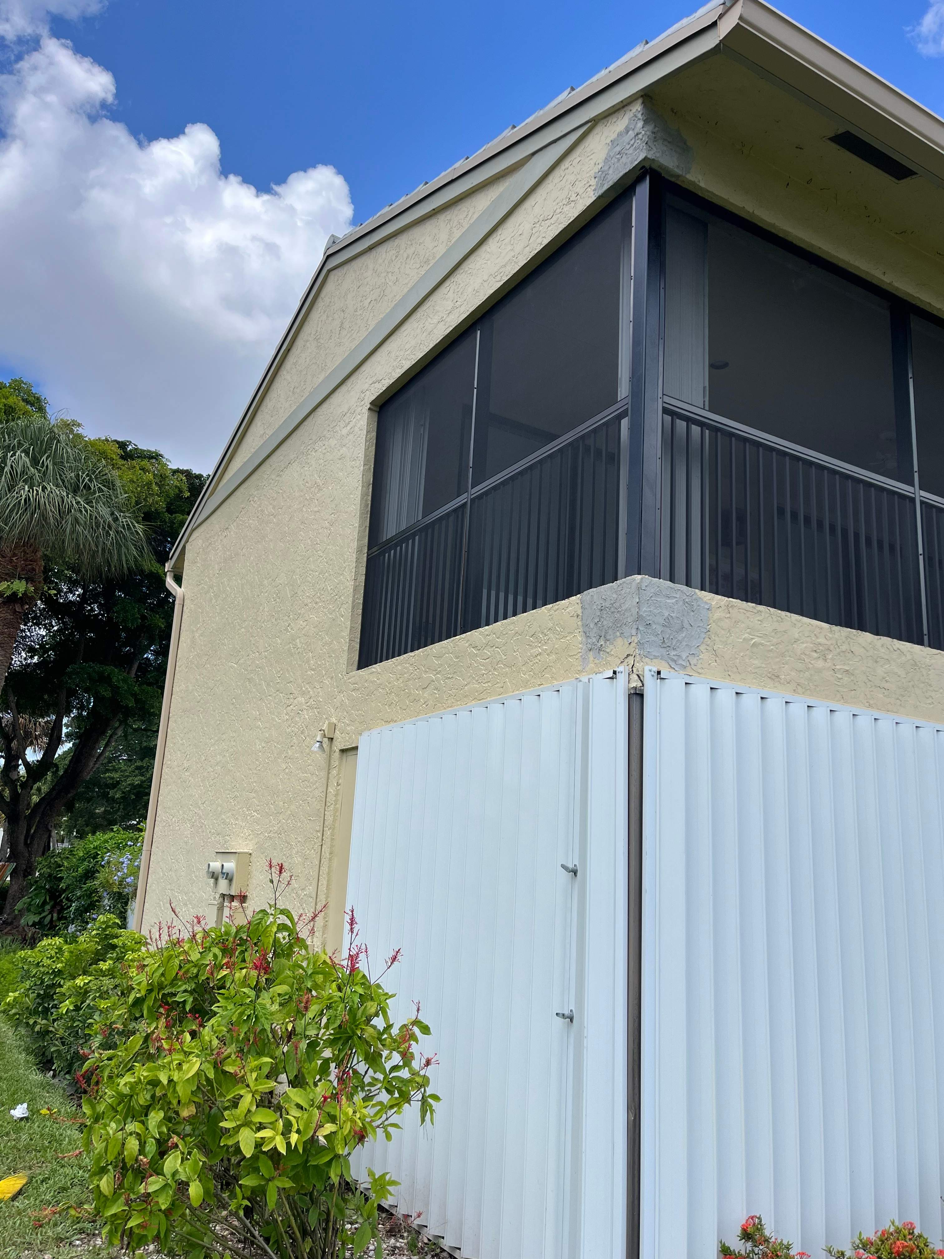 Hunters Run East Gate - Replacement Screen Enclsoure by The Screen Depot, Inc