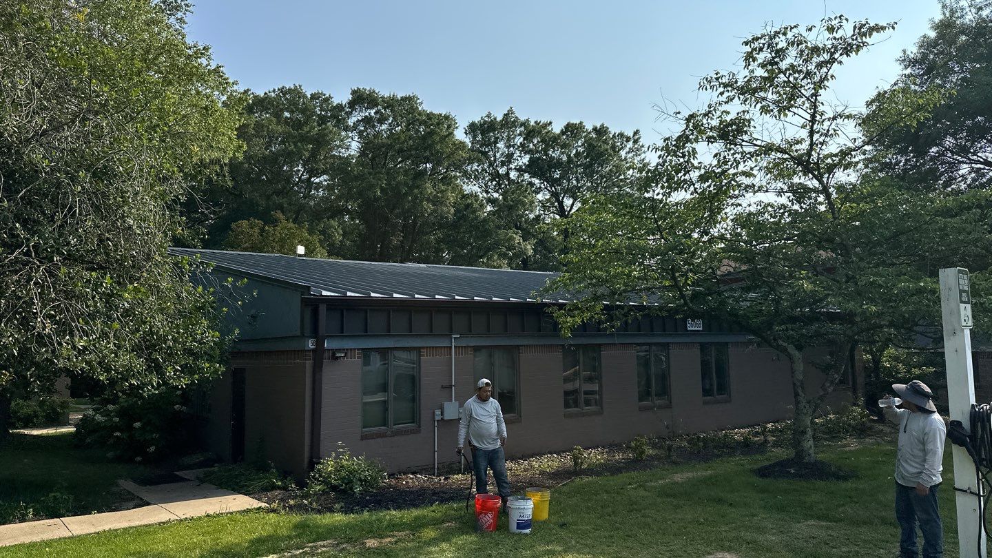 Commercial Roof using GACO Flex Silicone and Metal Acrylic by ExteriorPros