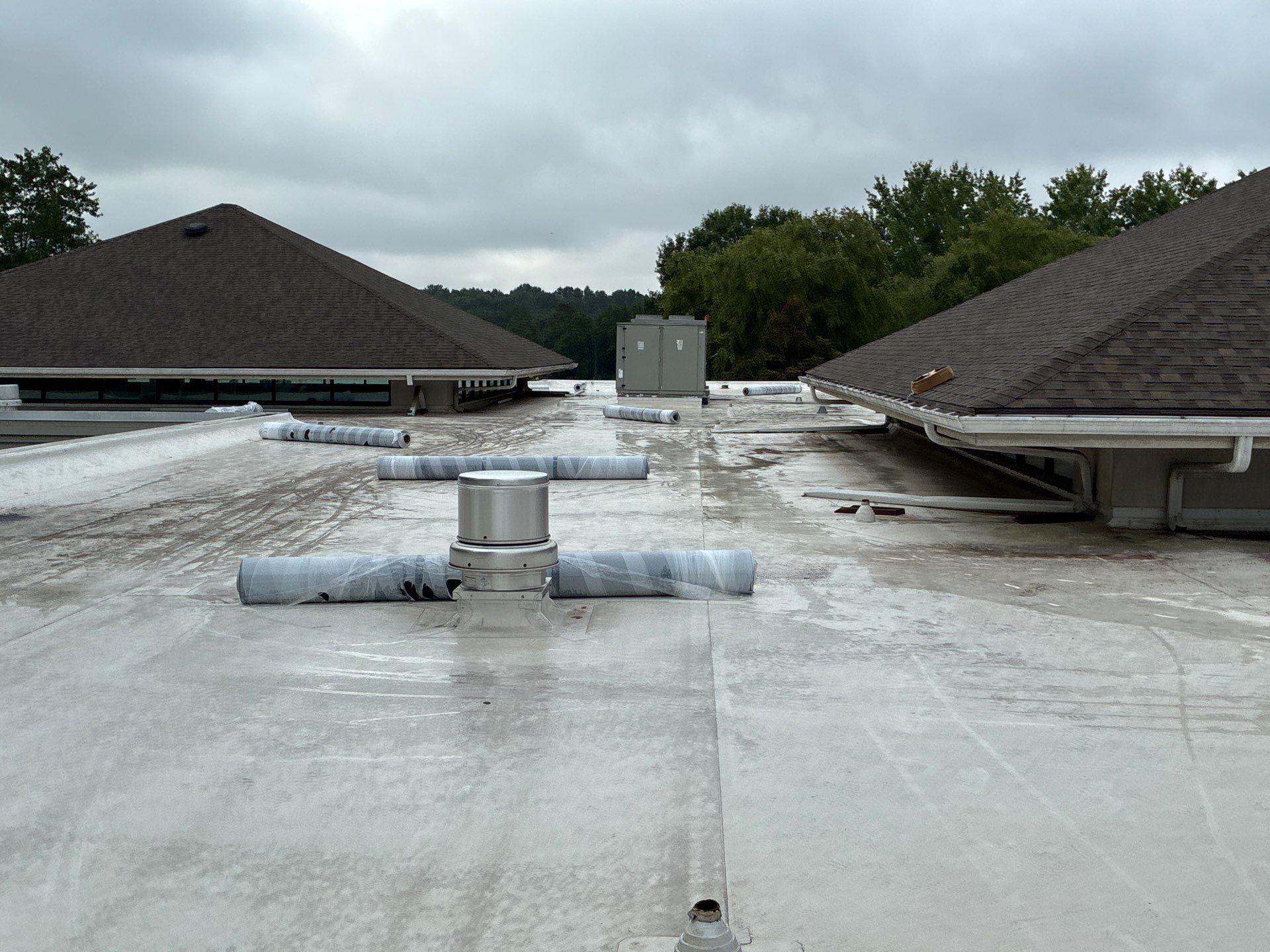 Towne Lake Medical by Arac Roof It Forward