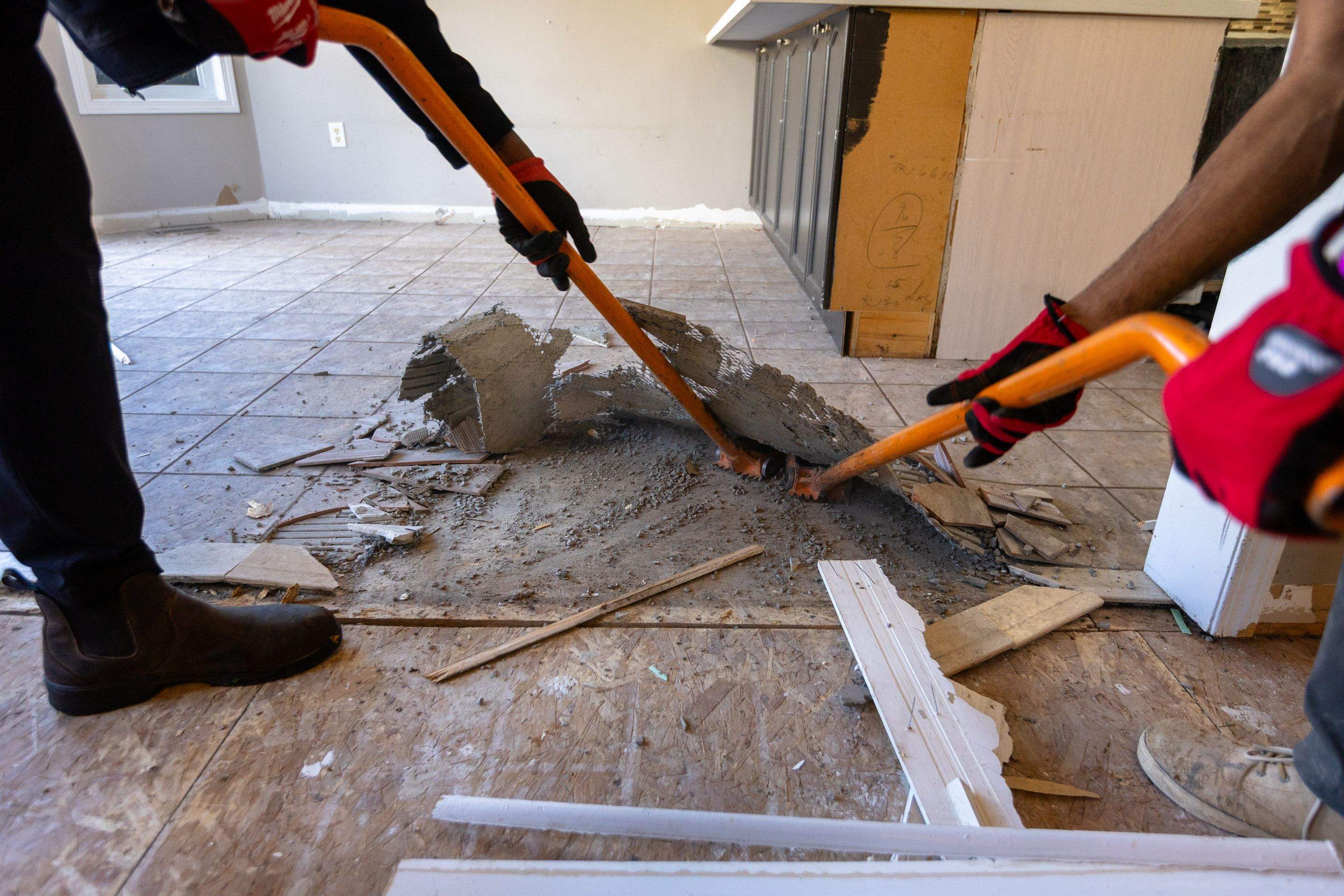 Bowmanville Main Floor Reno by Cornerstone Construction