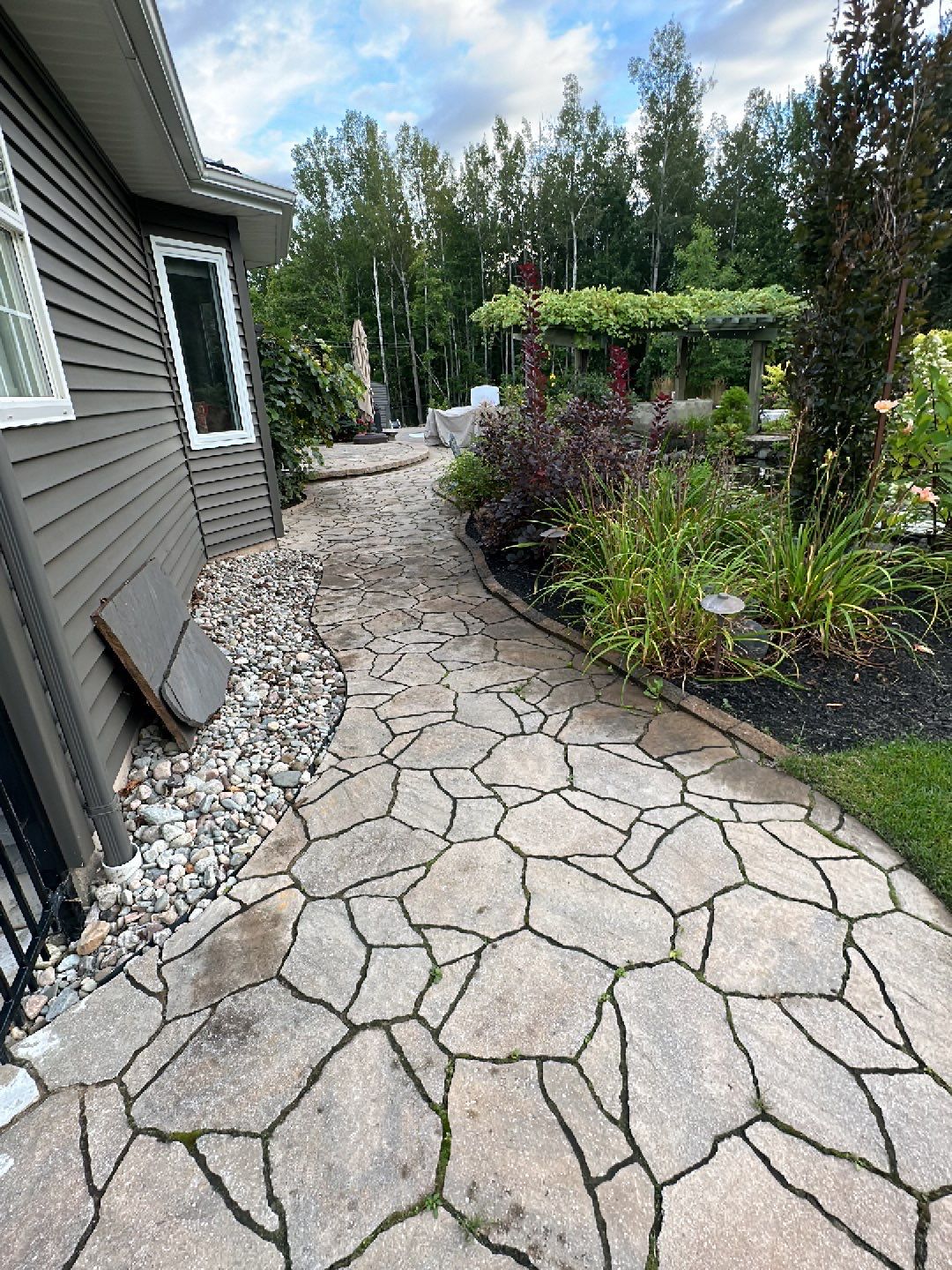 Residential Roofing Installation using Asphalt GAF HDZ by Artisan Roofing & Home Improvements Inc.