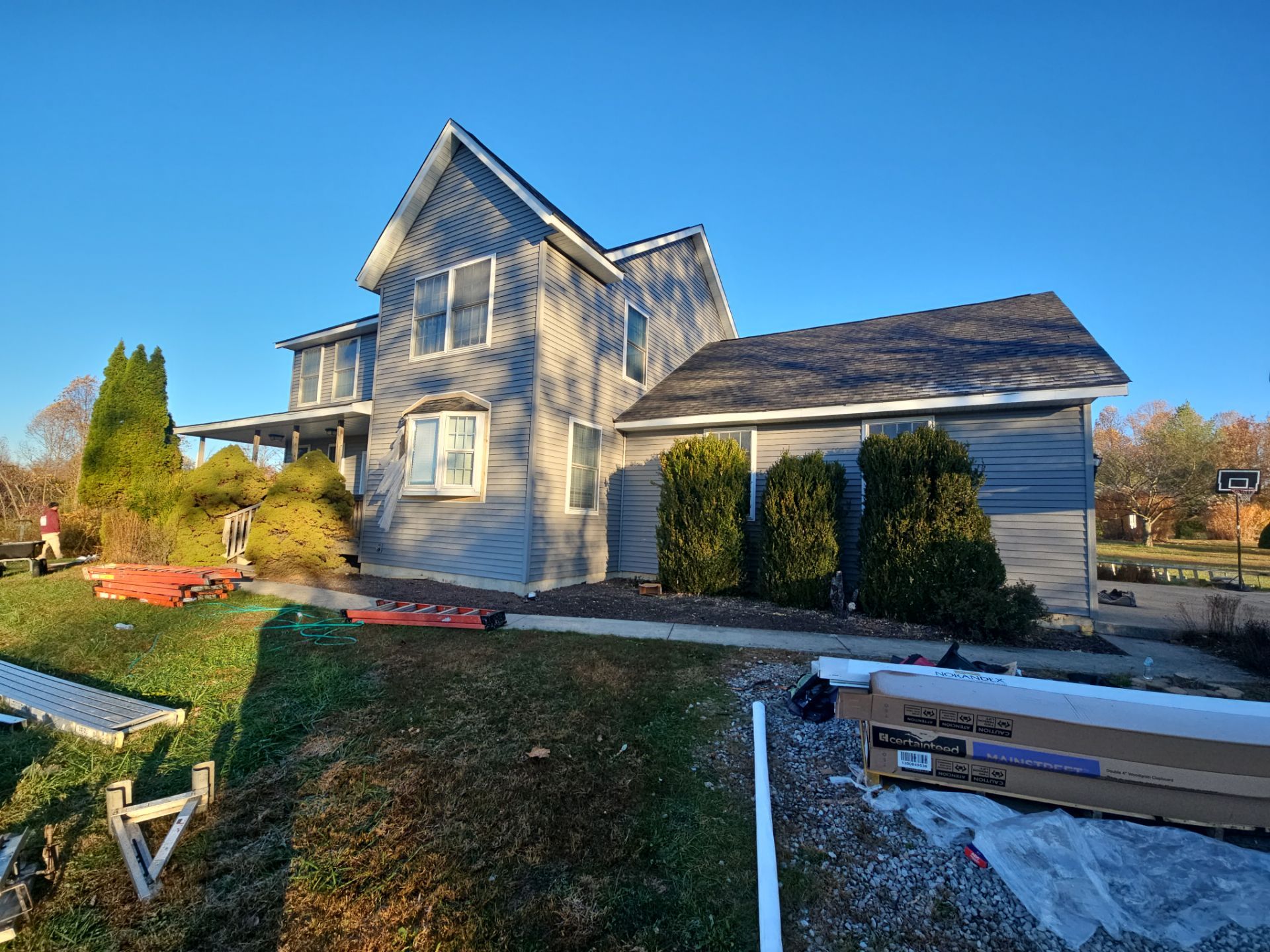 Exterior & Window Installation using CertainTeed Mainstreet & ViWinTech Windows by Koontz Construction