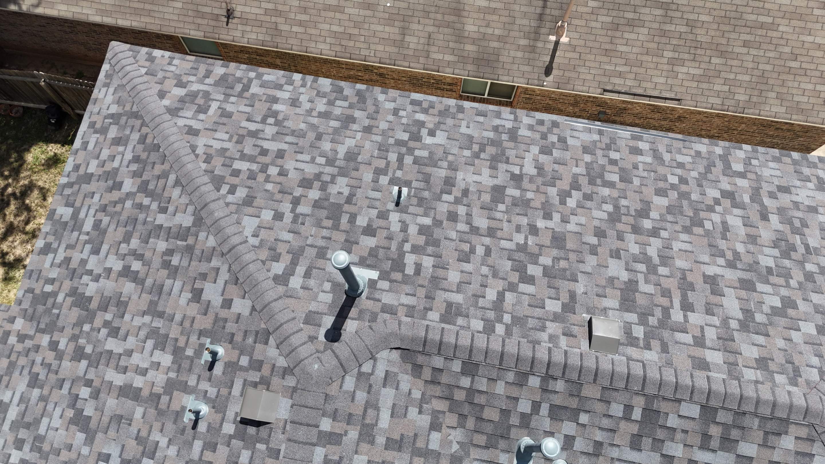 Williamsburg Gray - Owens Corning TruDefinition Duration by RoofsOnly.com