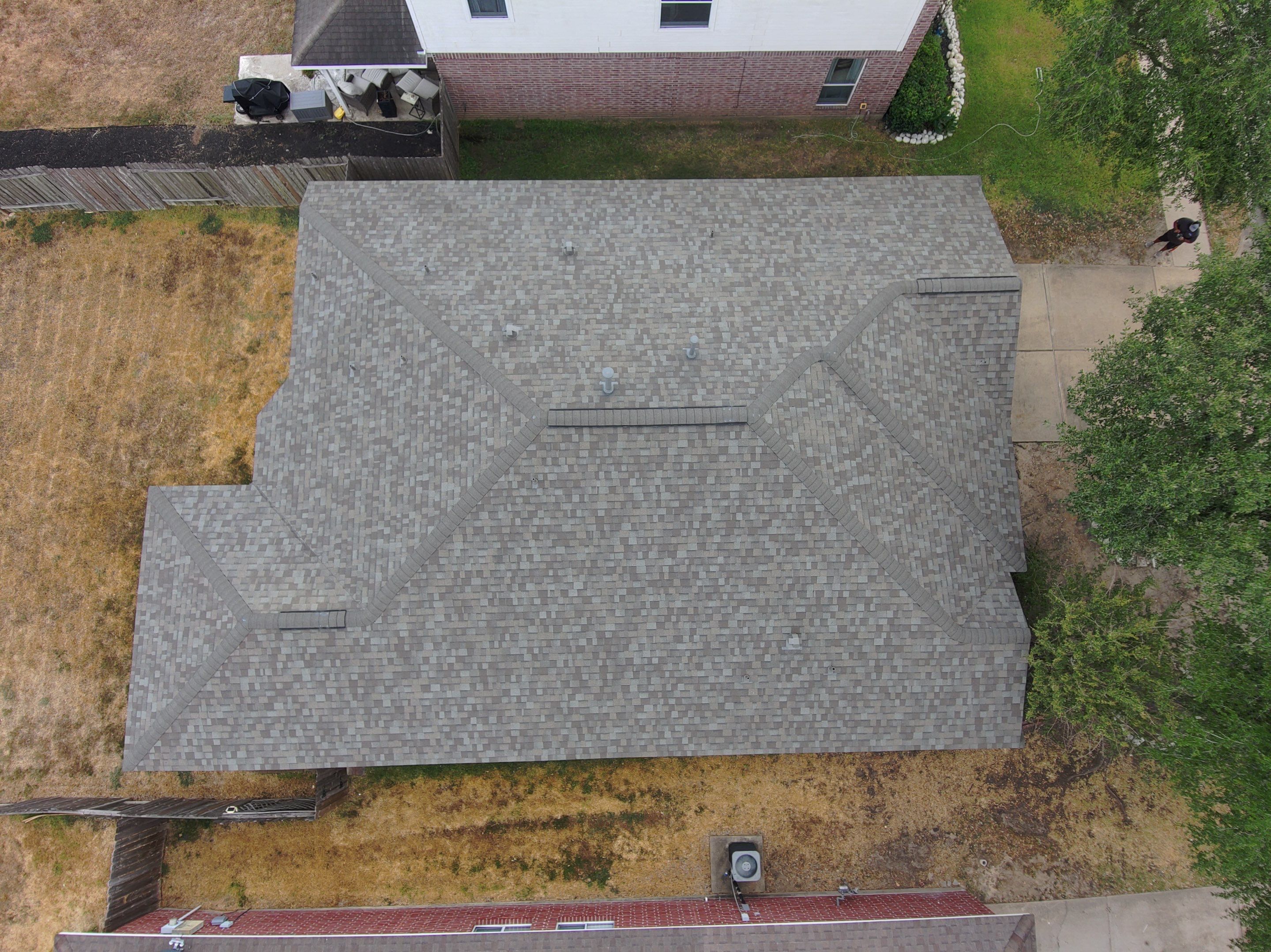 Residential Roofing Installation using Owen's Corning Duration (Lifetime) Shingles by Roof Repair Company
