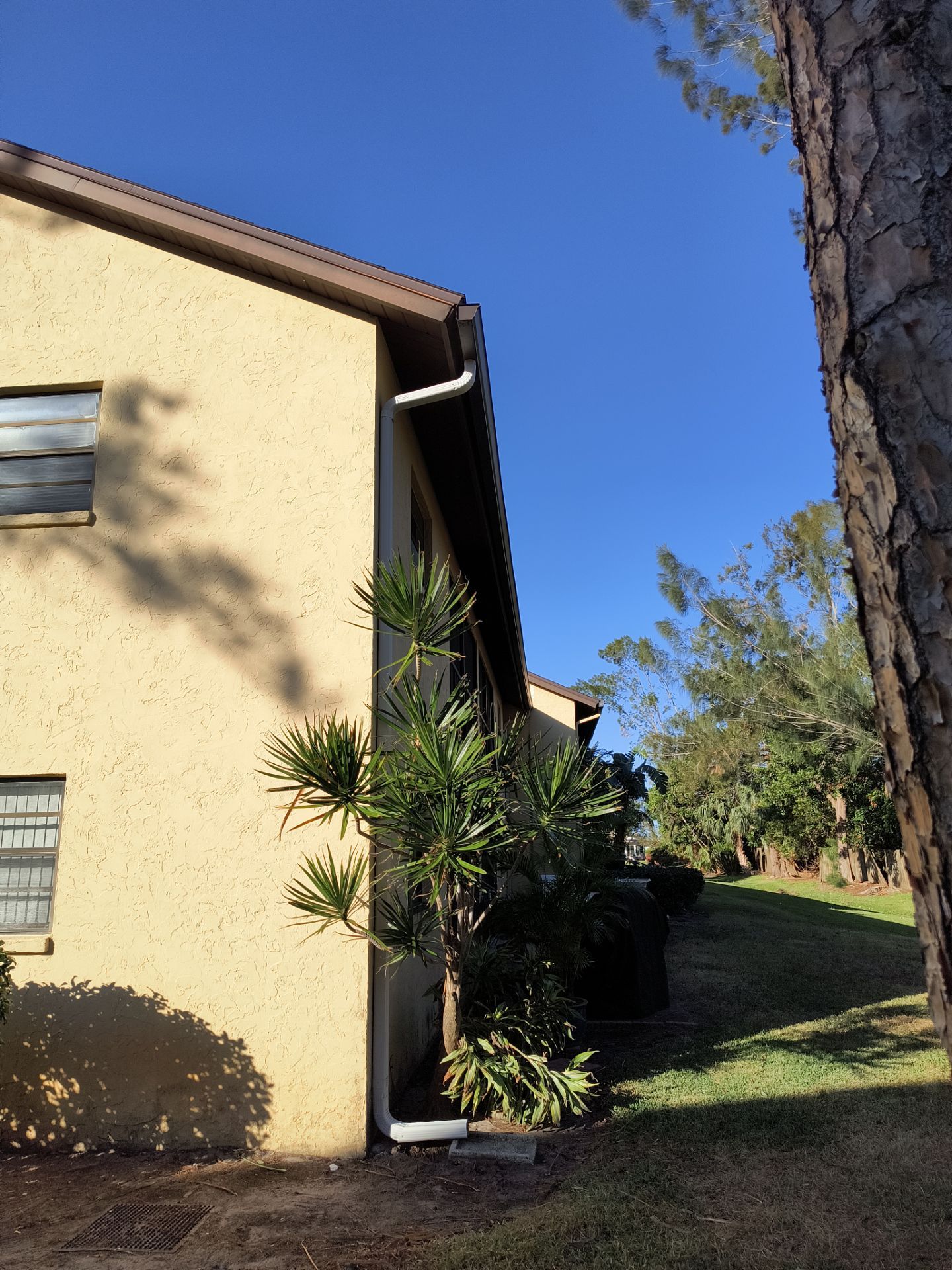 Gutter Inspection Before Installation in Bradenton FL by Gutter Professors