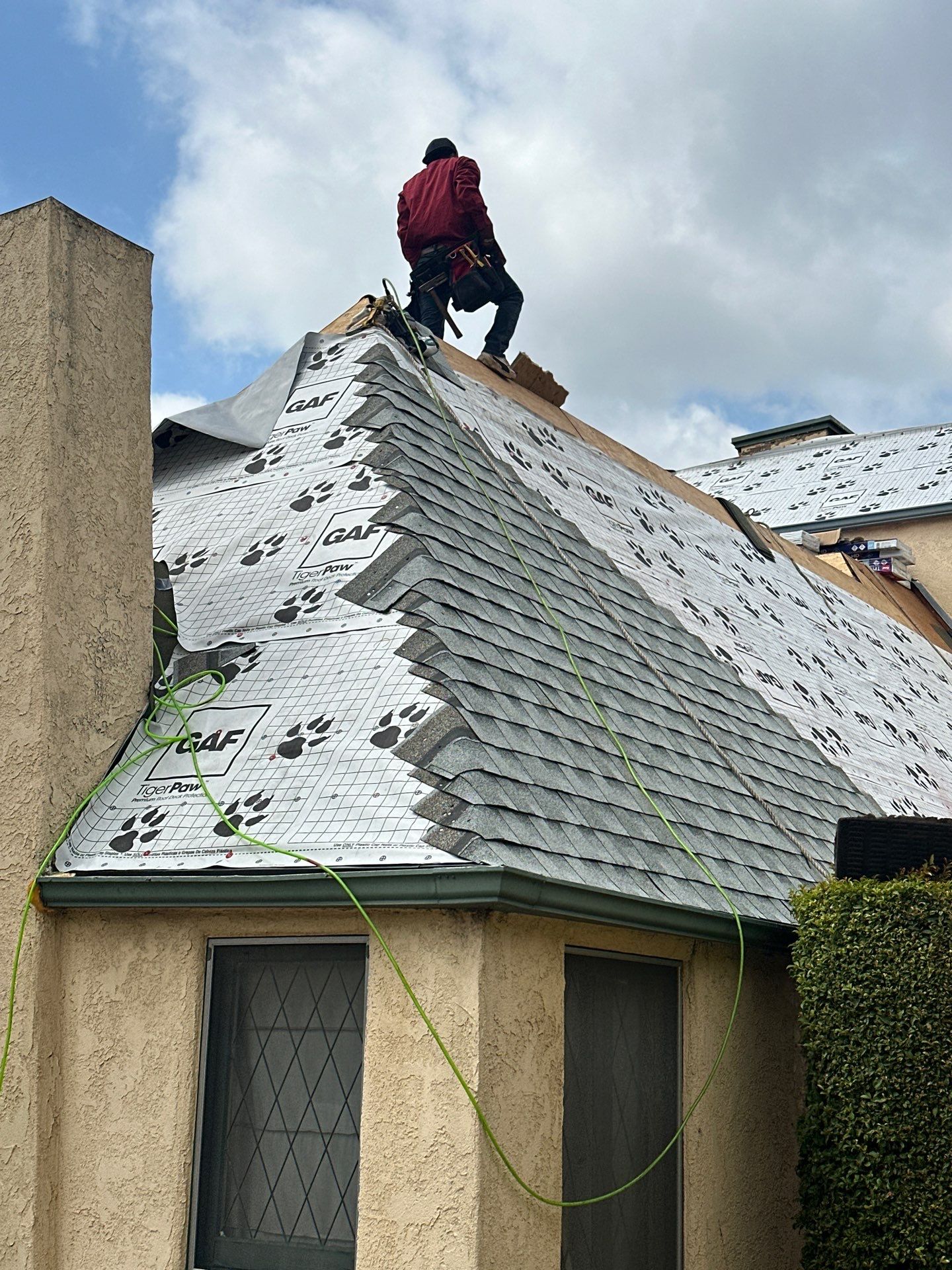Roof Replacement - Glendale, CA 91207 by Epic Roof Replacement